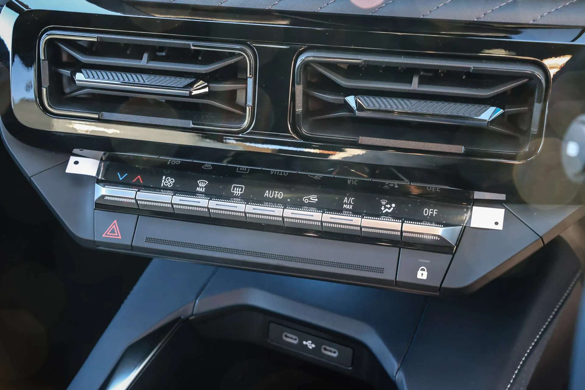 2025 ALPINE A290 2025 ALPINE A290