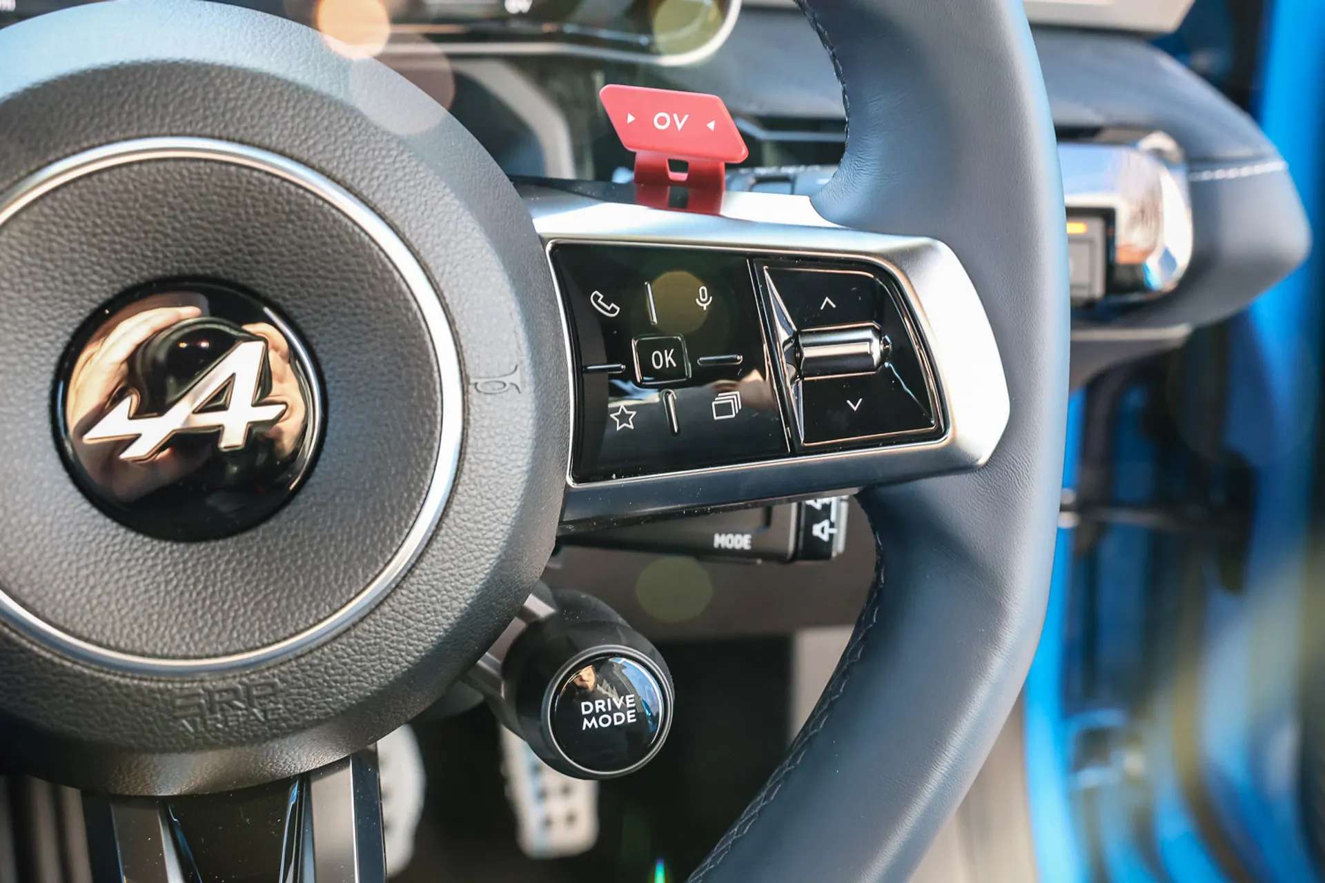 2025 ALPINE A290 2025 ALPINE A290