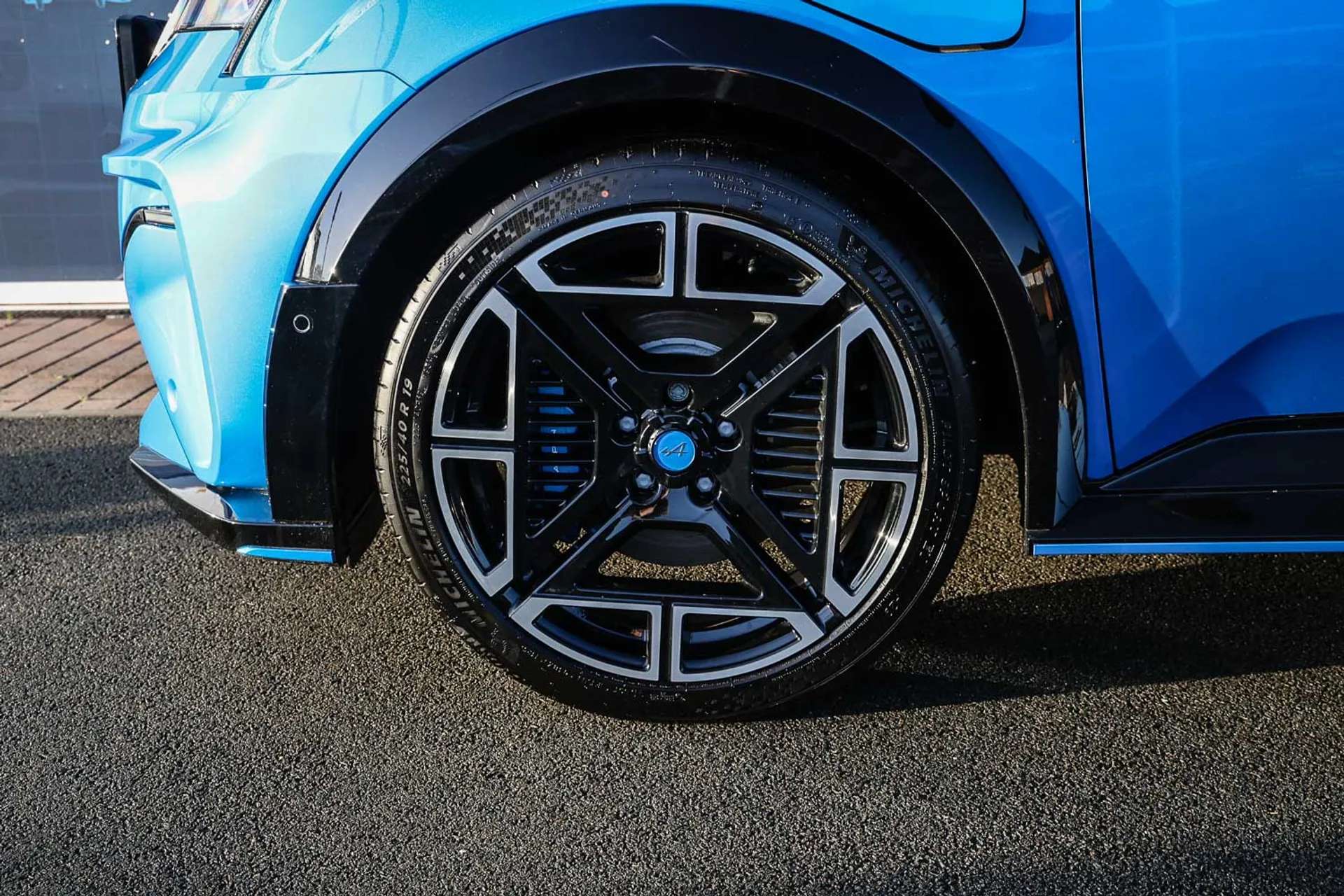 2025 ALPINE A290 2025 ALPINE A290