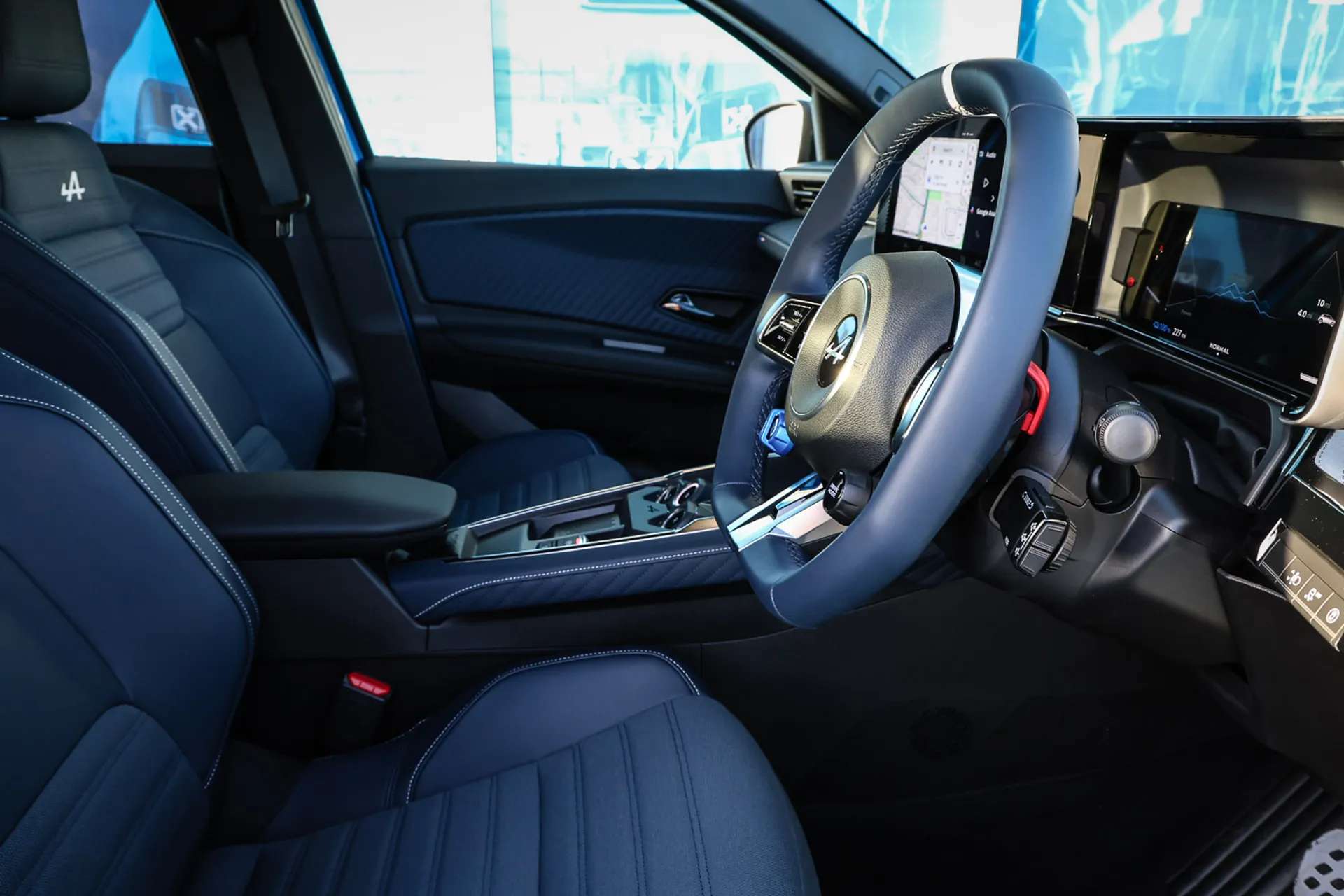 2025 ALPINE A290 2025 ALPINE A290