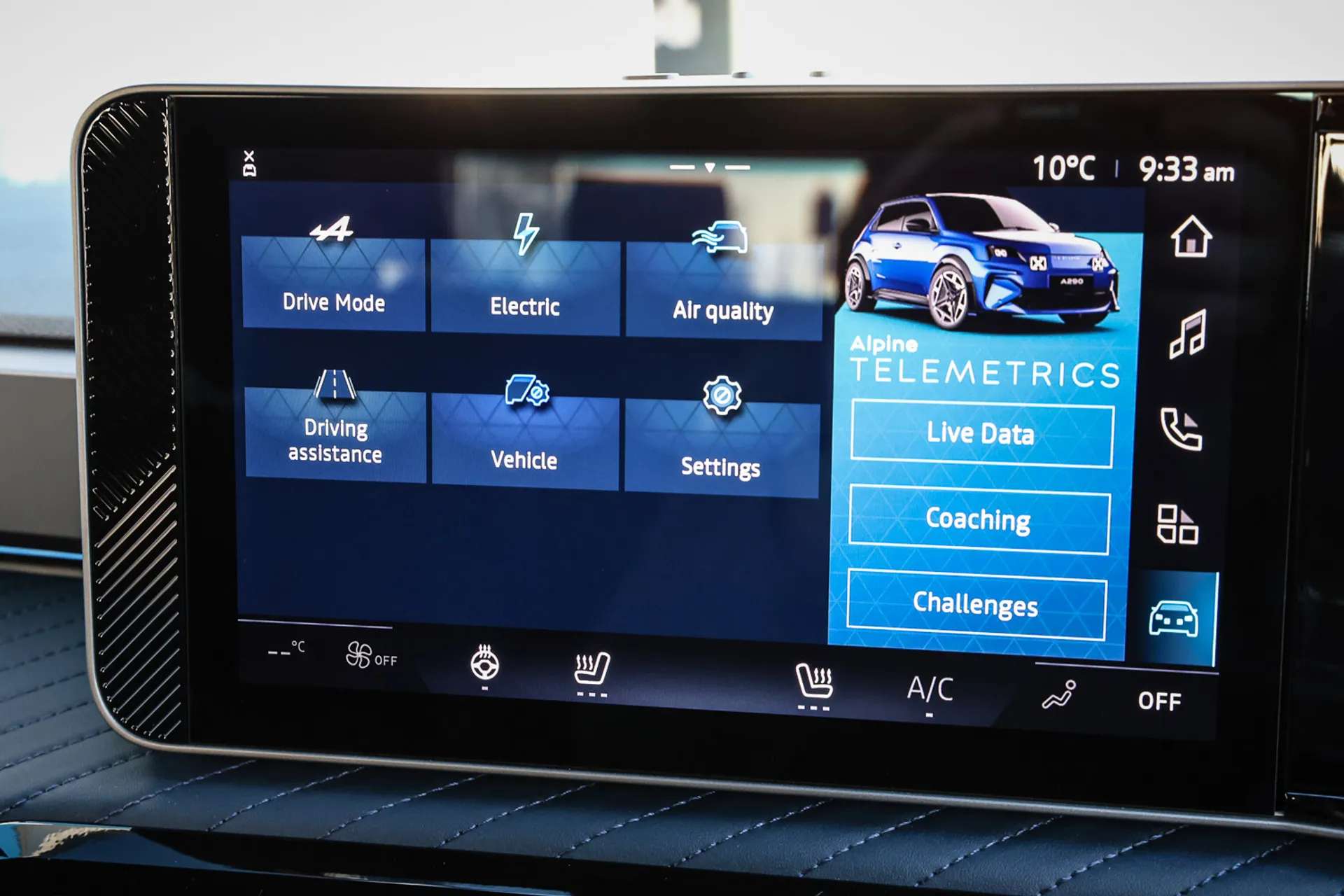 2025 ALPINE A290 2025 ALPINE A290