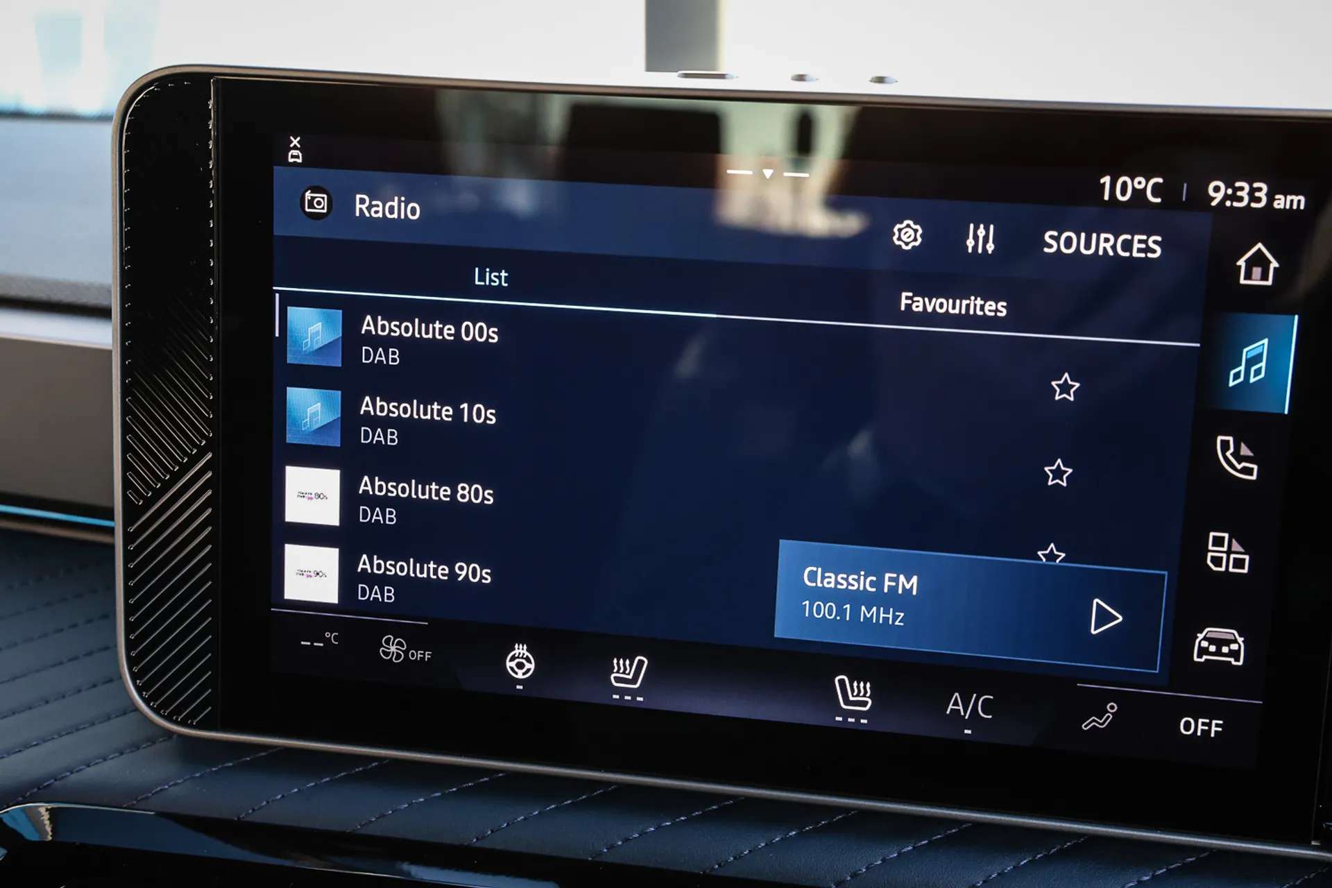 2025 ALPINE A290 2025 ALPINE A290