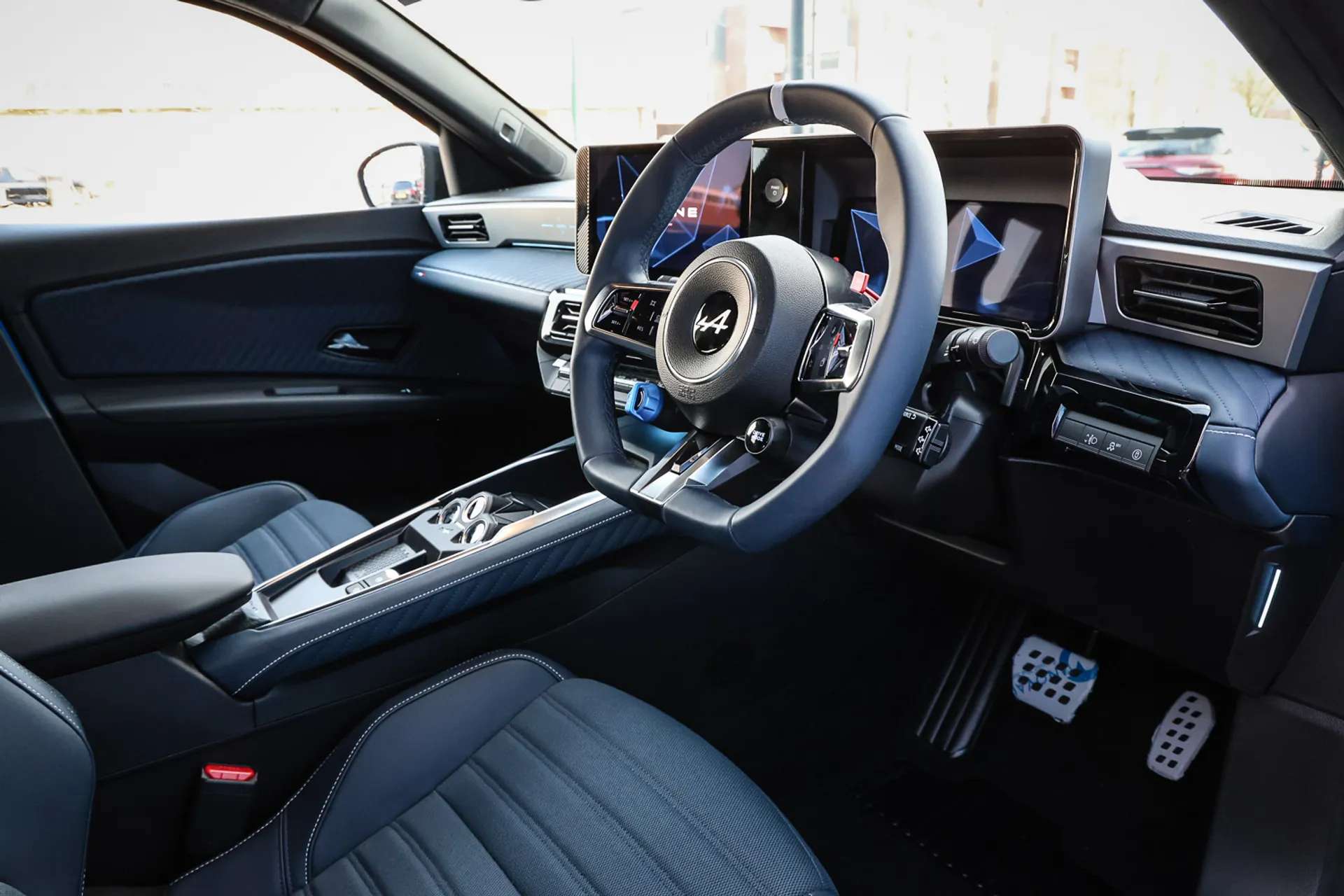 2025 ALPINE A290 2025 ALPINE A290