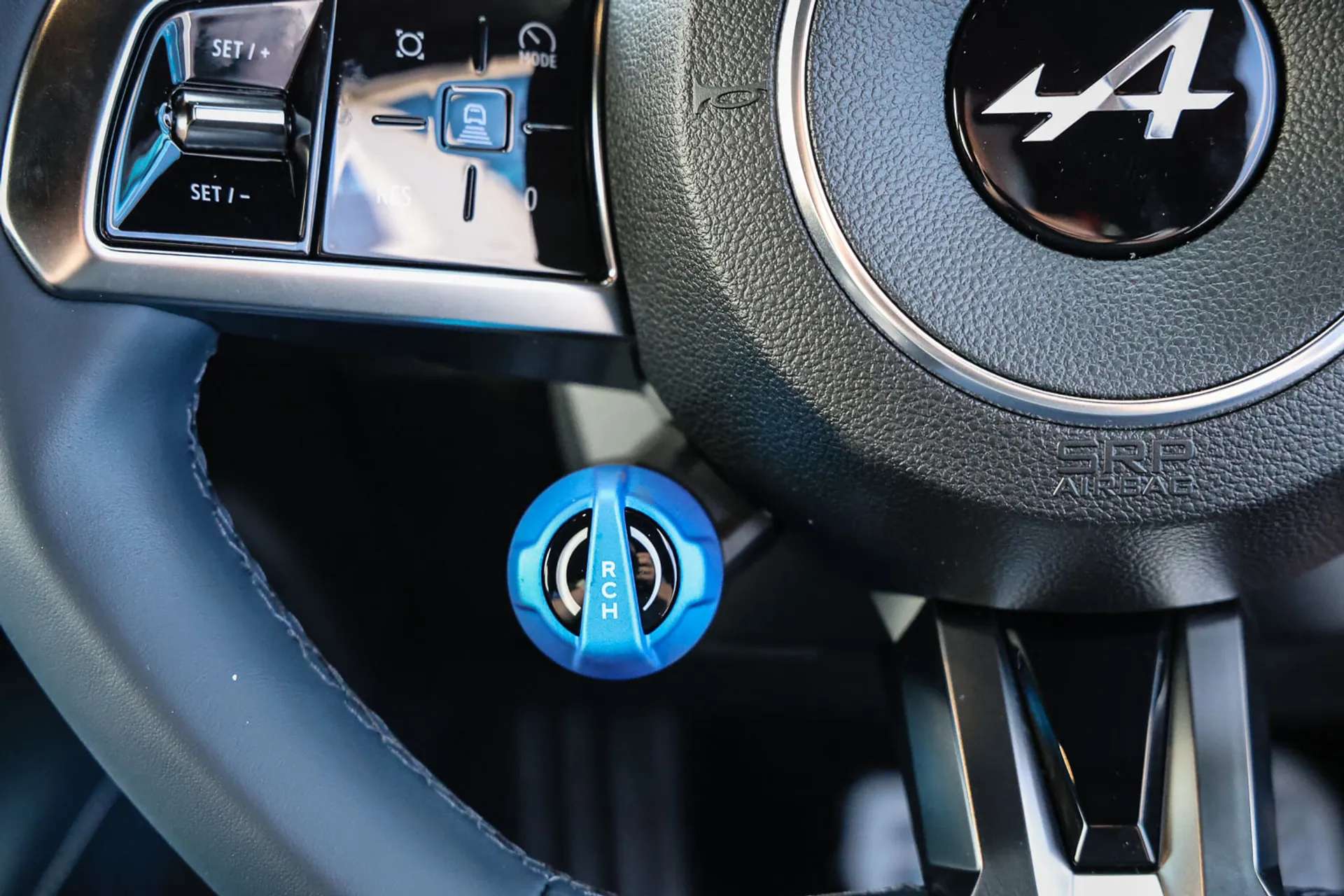 2025 ALPINE A290 2025 ALPINE A290