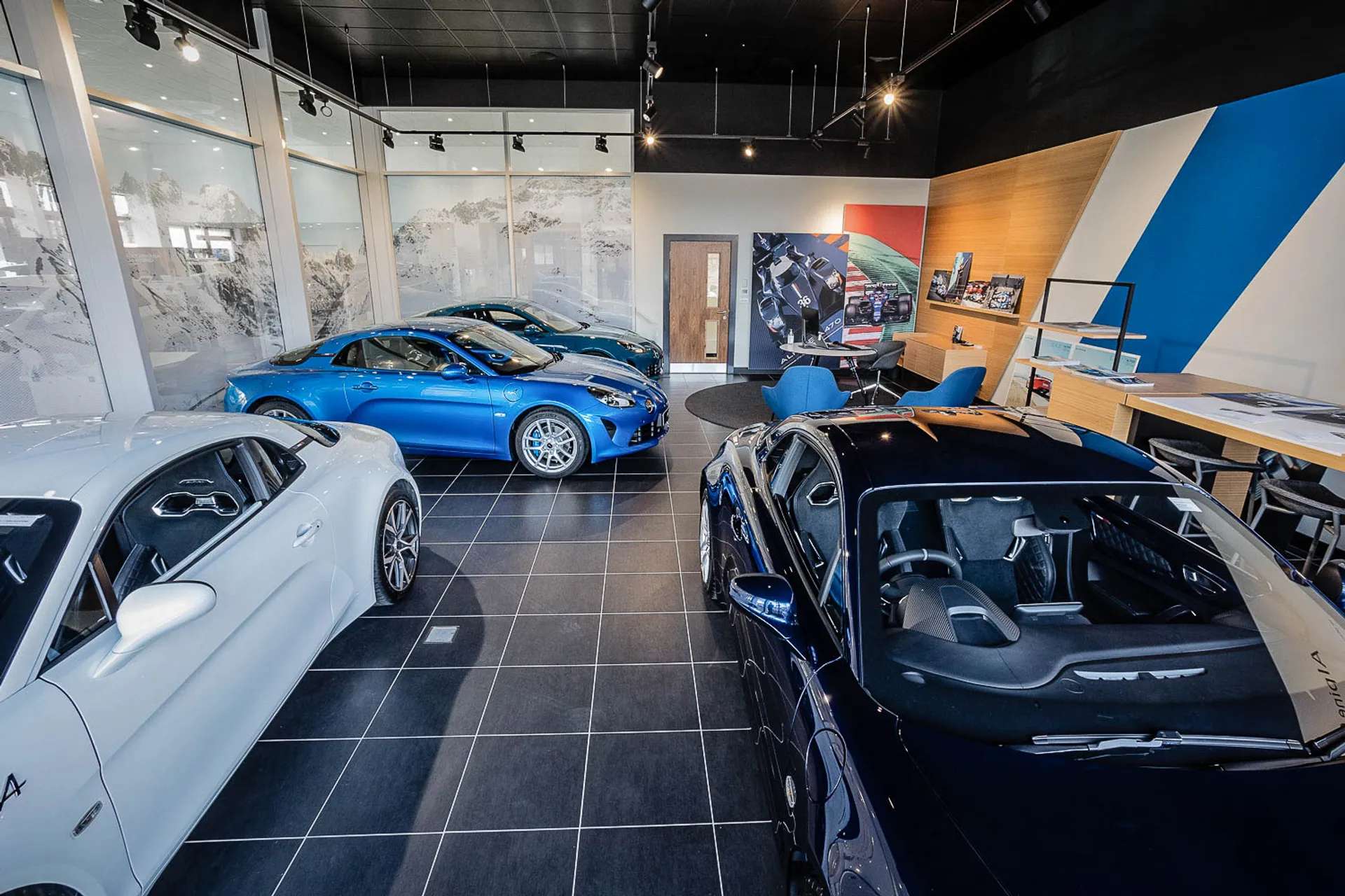 2025 ALPINE A290 2025 ALPINE A290