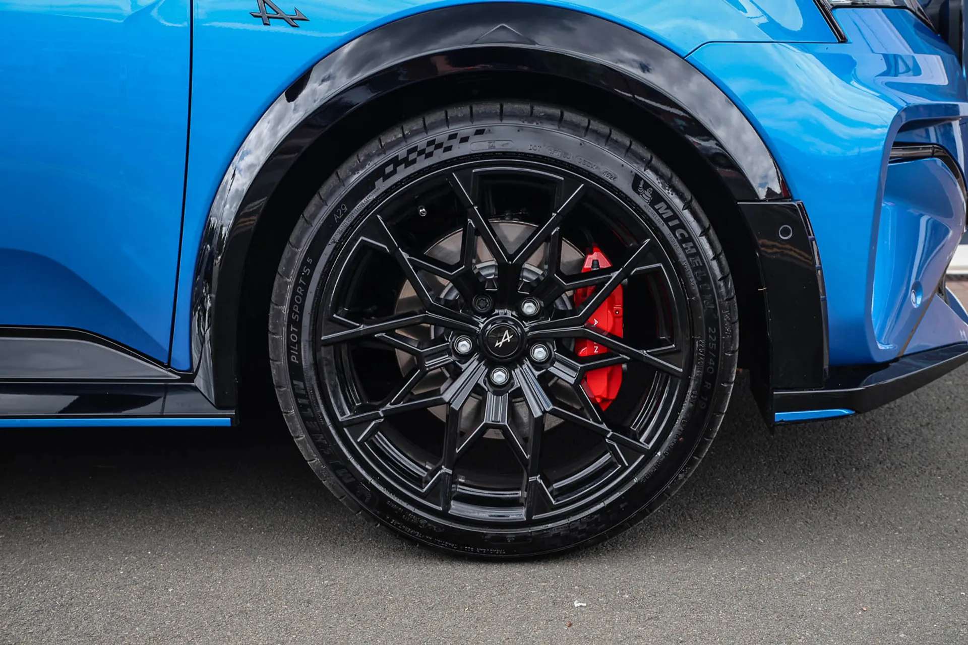 2025 ALPINE A290 2025 ALPINE A290