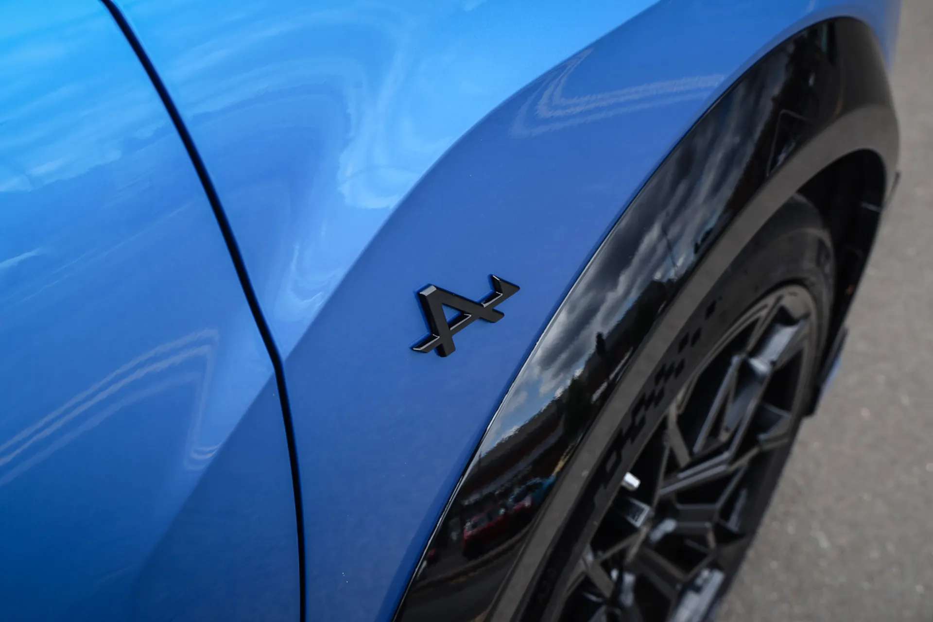 2025 ALPINE A290 2025 ALPINE A290