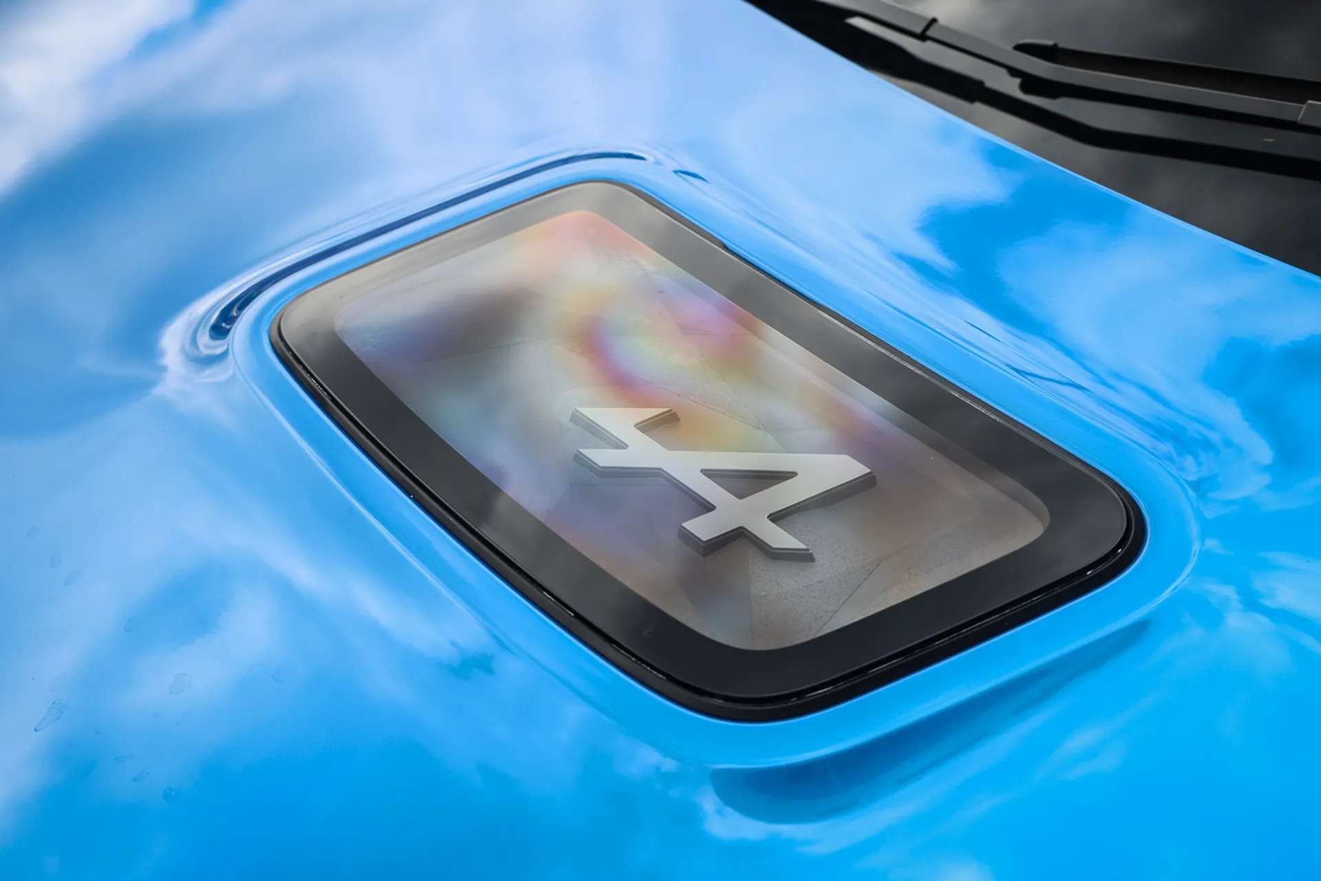 2025 ALPINE A290 2025 ALPINE A290