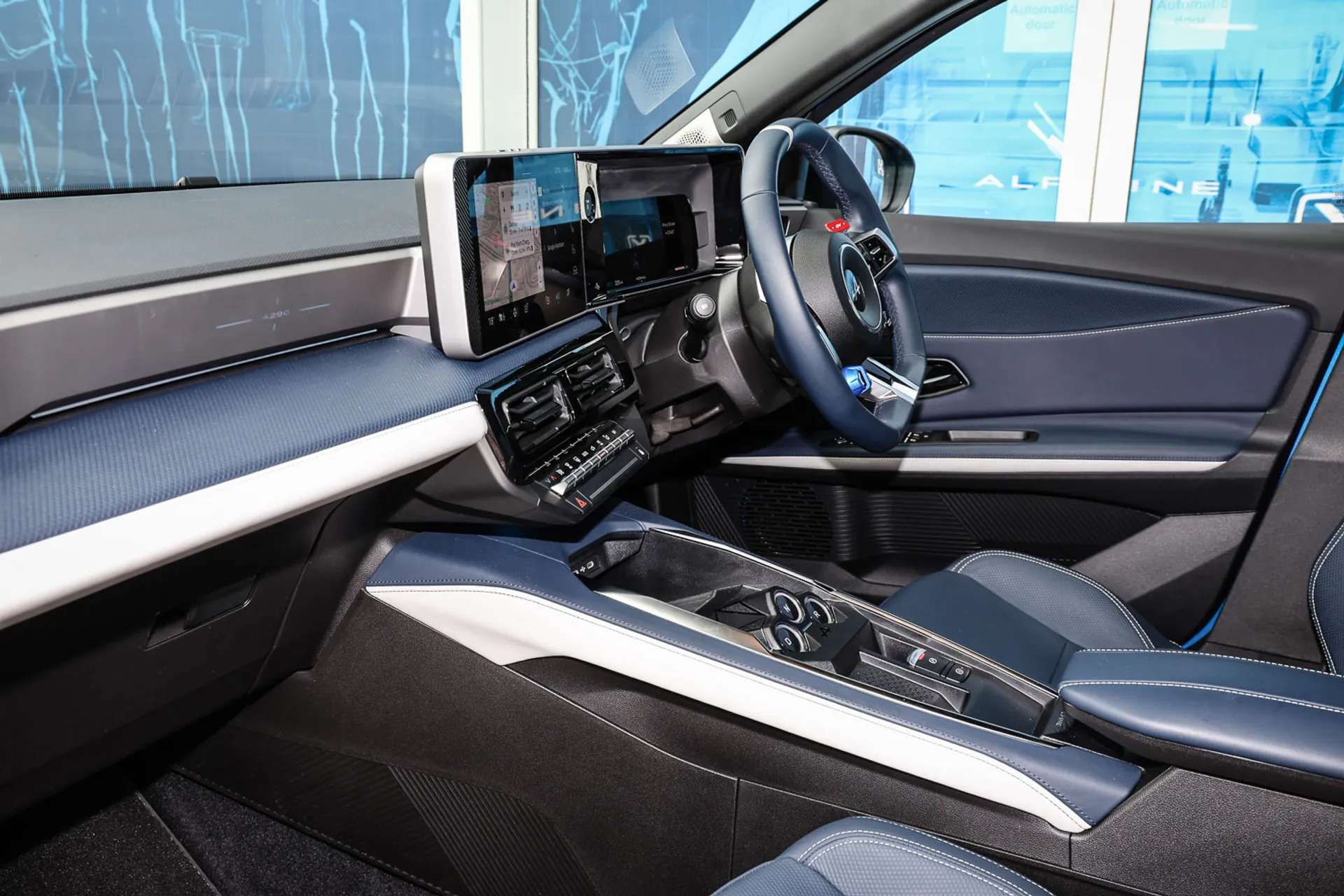 2025 ALPINE A290 2025 ALPINE A290