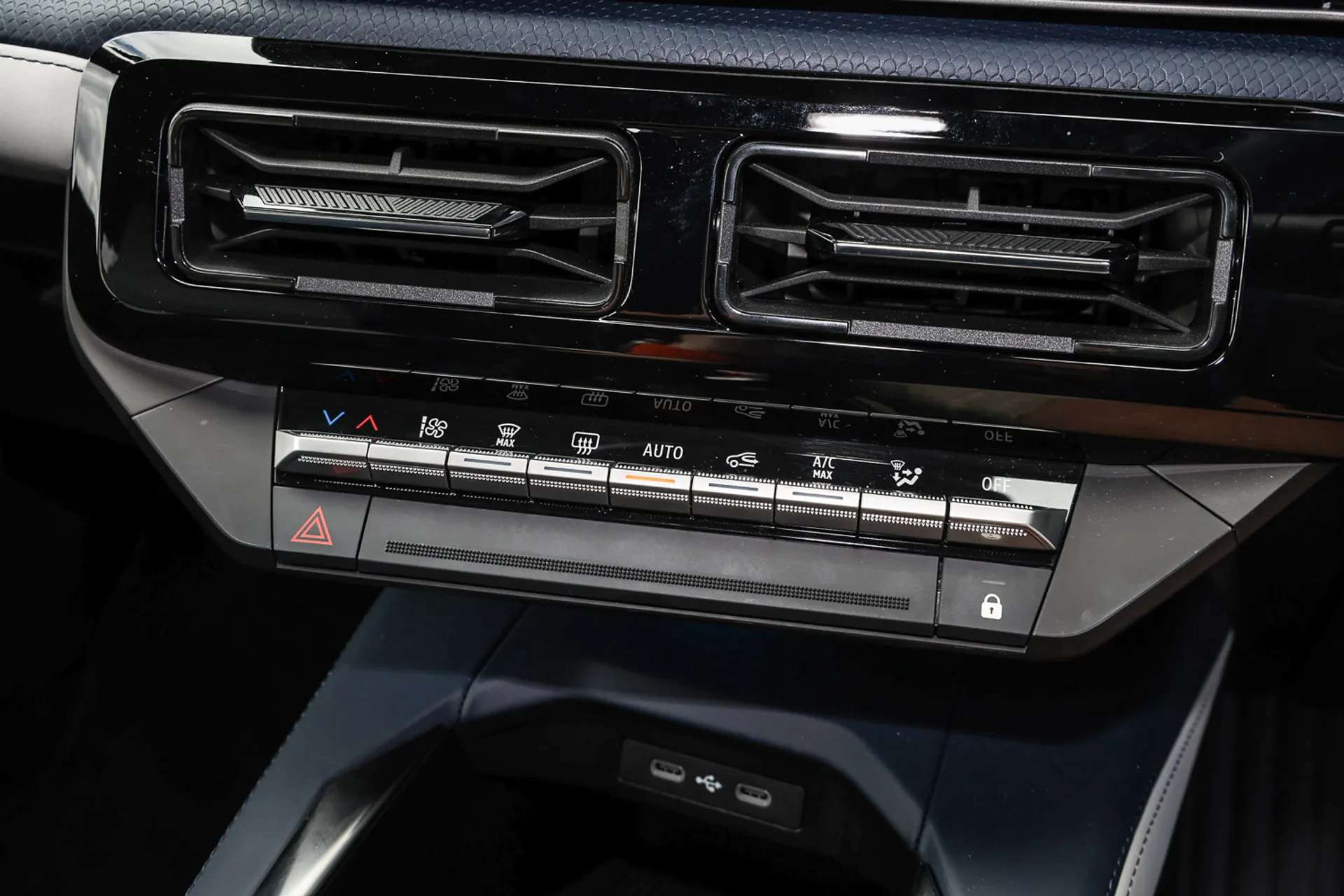 2025 ALPINE A290 2025 ALPINE A290