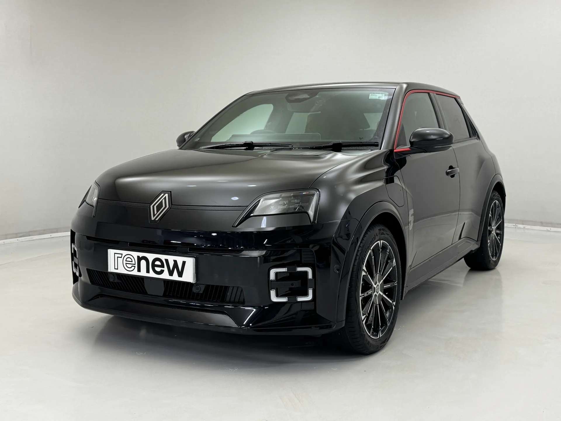 A 2025 RENAULT 5 110kW Iconic Five Comfort Range 52kWh 5dr Auto A 2025 RENAULT 5 110kW Iconic Five Comfort Range 52kWh 5dr Auto