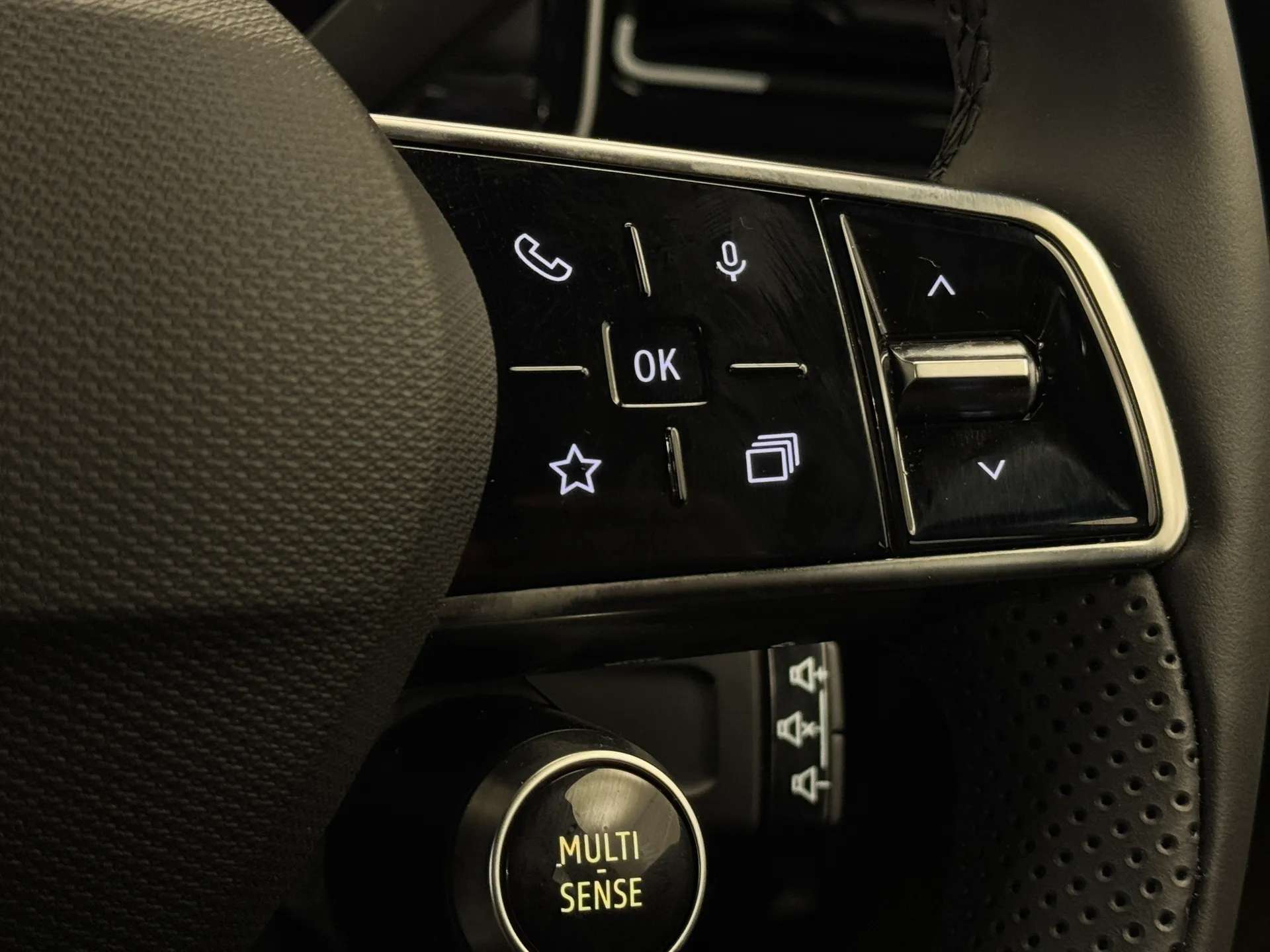 2025 RENAULT 5 2025 RENAULT 5