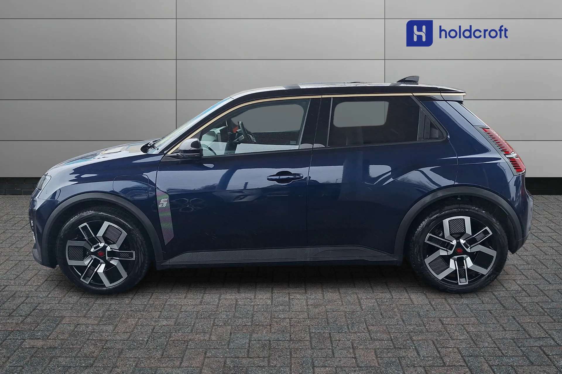 2025 RENAULT 5 2025 RENAULT 5