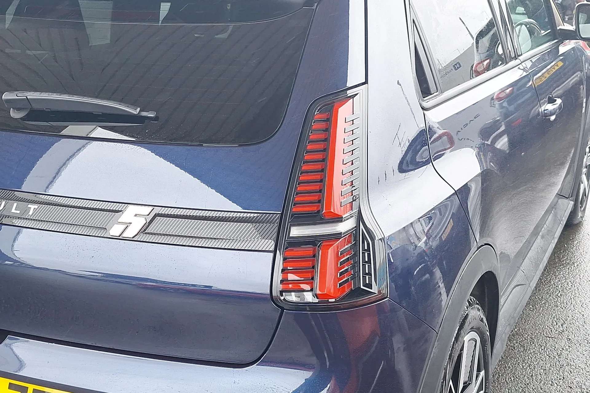 2025 RENAULT 5 2025 RENAULT 5