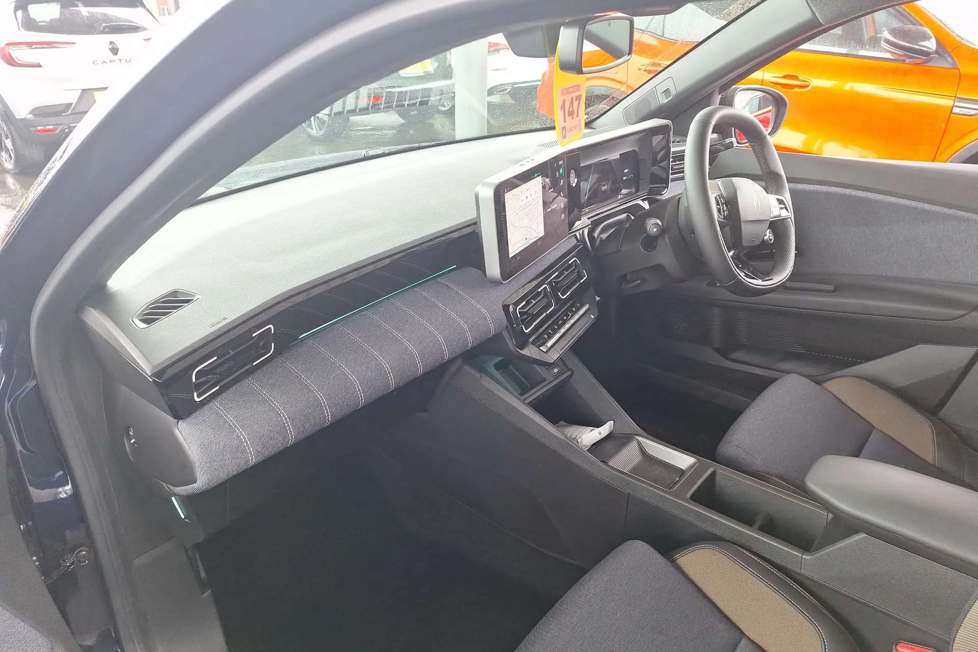 2025 RENAULT 5 2025 RENAULT 5