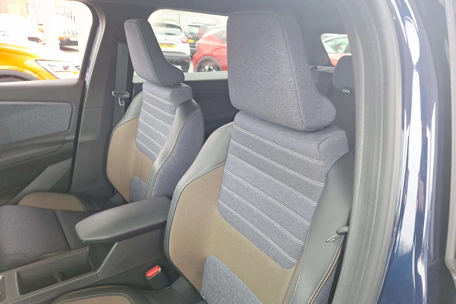 2025 RENAULT 5 2025 RENAULT 5