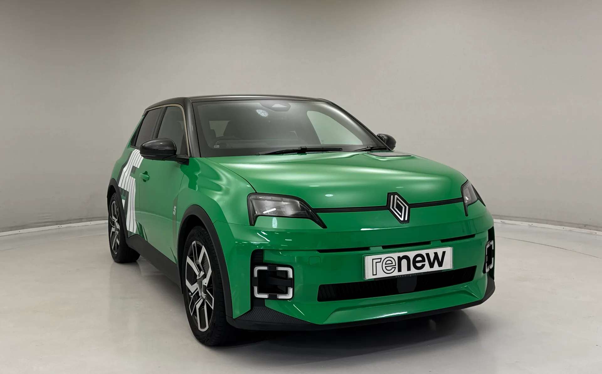 A 2025 RENAULT 5 110kW Techno Comfort Range 52kWh 5dr Auto A 2025 RENAULT 5 110kW Techno Comfort Range 52kWh 5dr Auto