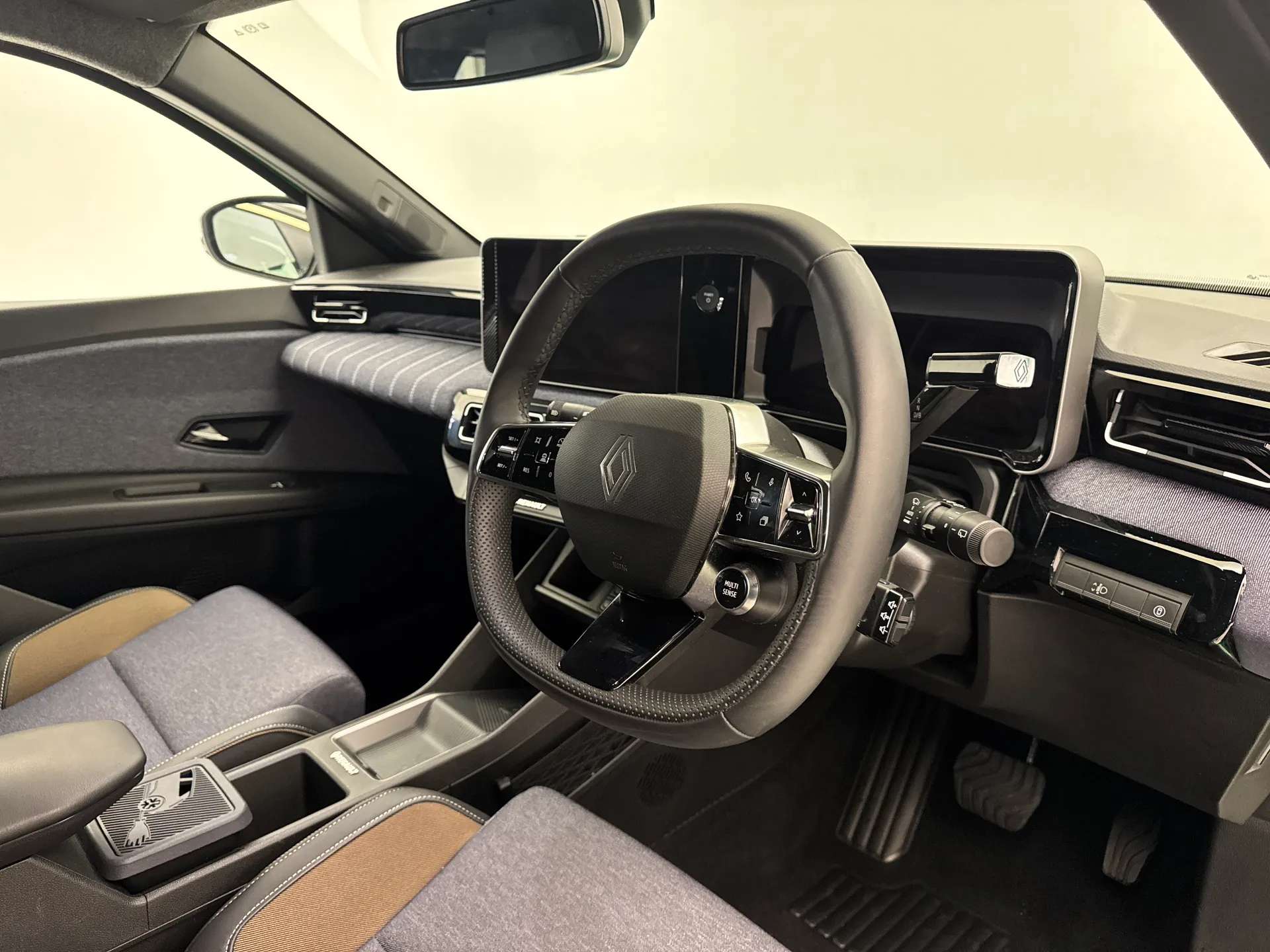 2025 RENAULT 5 2025 RENAULT 5