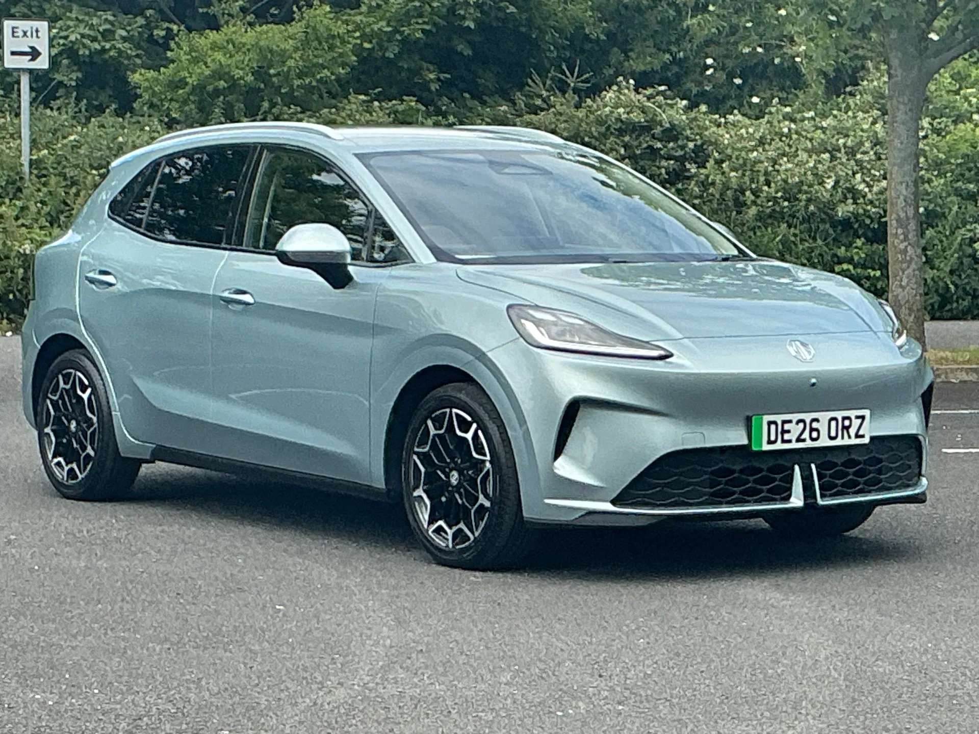 A 2026 MG MG4 URBAN 118kW Premium Long Range 54kWh 5dr Auto A 2026 MG MG4 URBAN 118kW Premium Long Range 54kWh 5dr Auto
