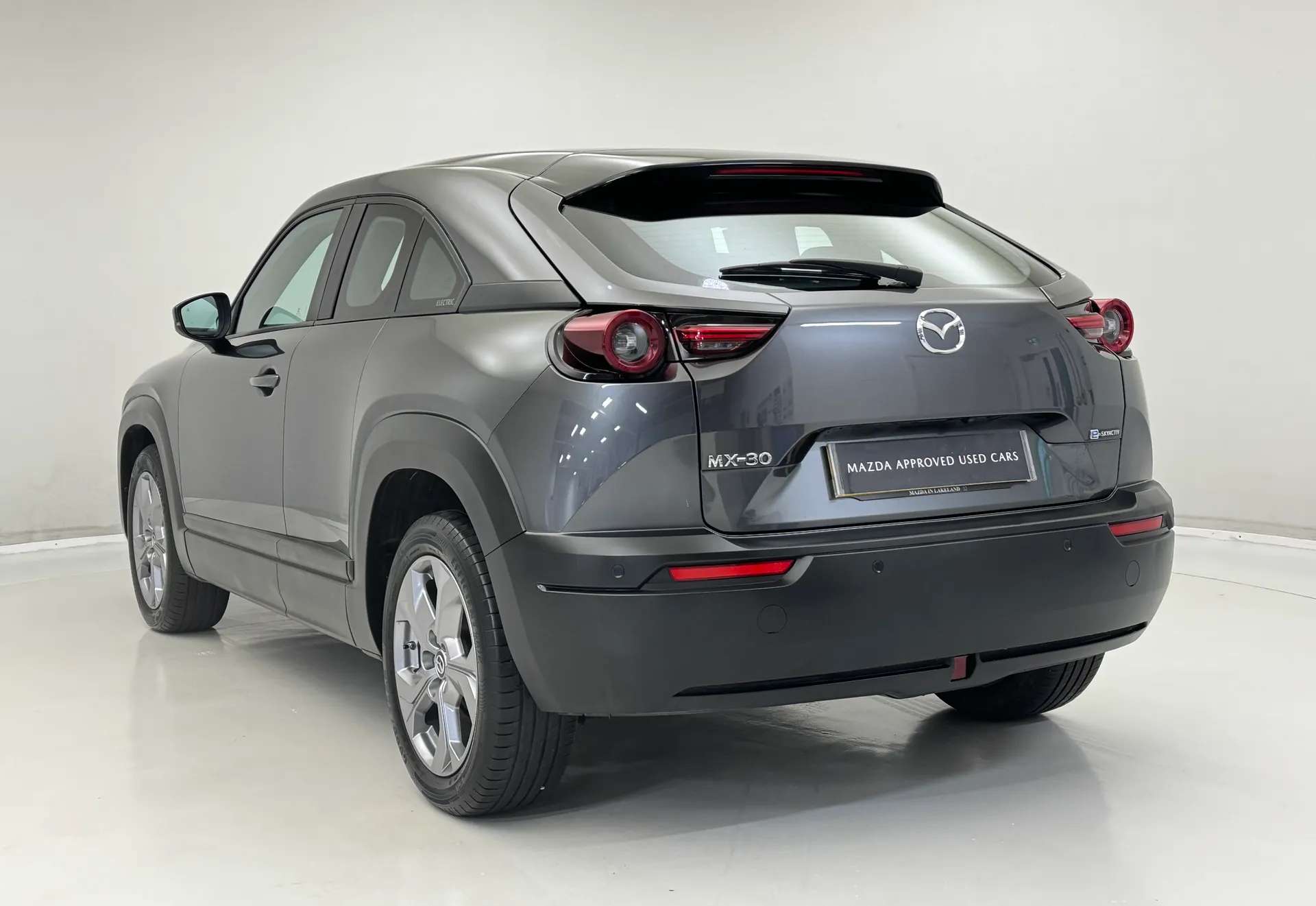 2021 MAZDA MX-30 2021 MAZDA MX-30