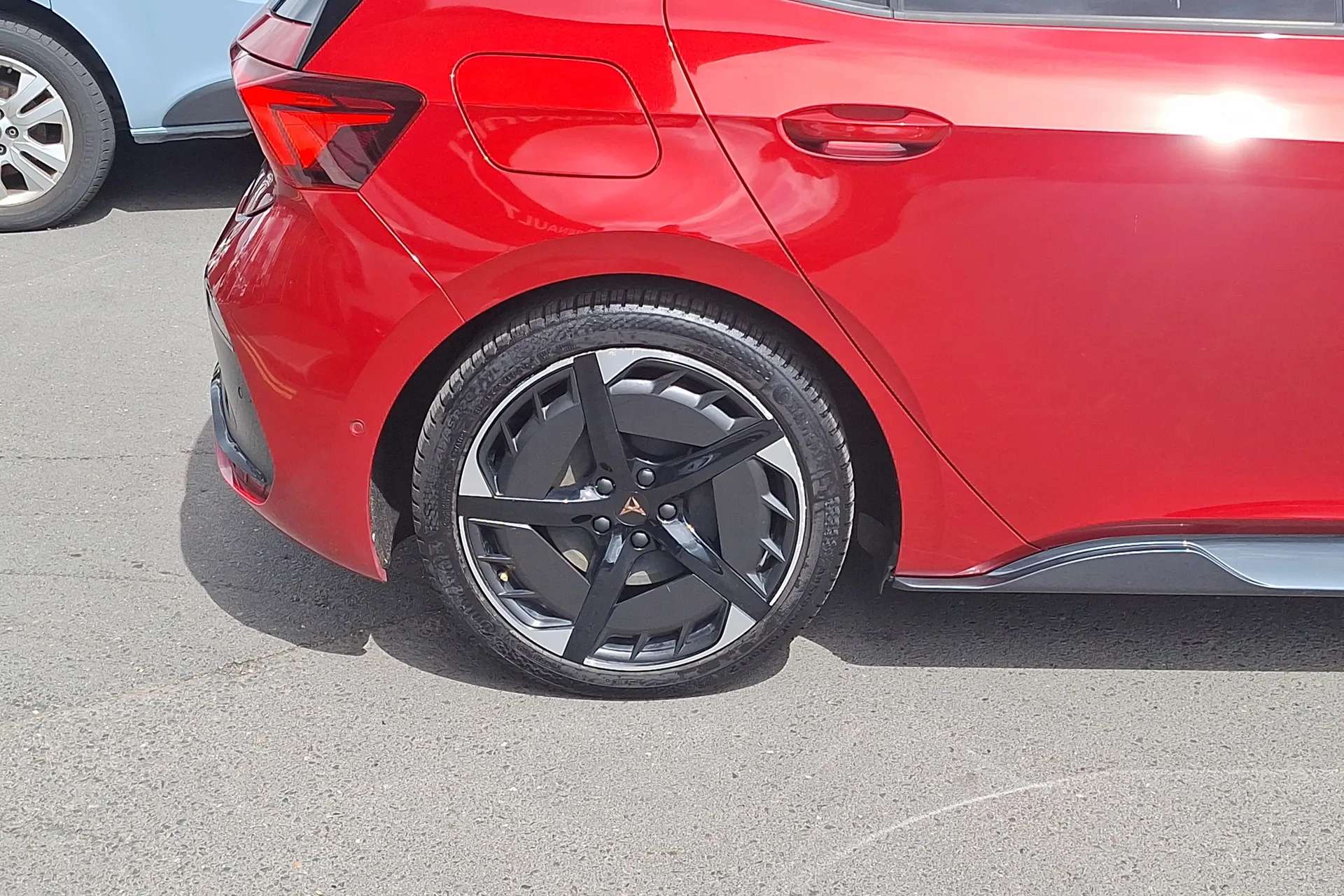 A 2023 CUPRA BORN 169kW e-Boost V3 58kWh 5dr Auto A 2023 CUPRA BORN 169kW e-Boost V3 58kWh 5dr Auto