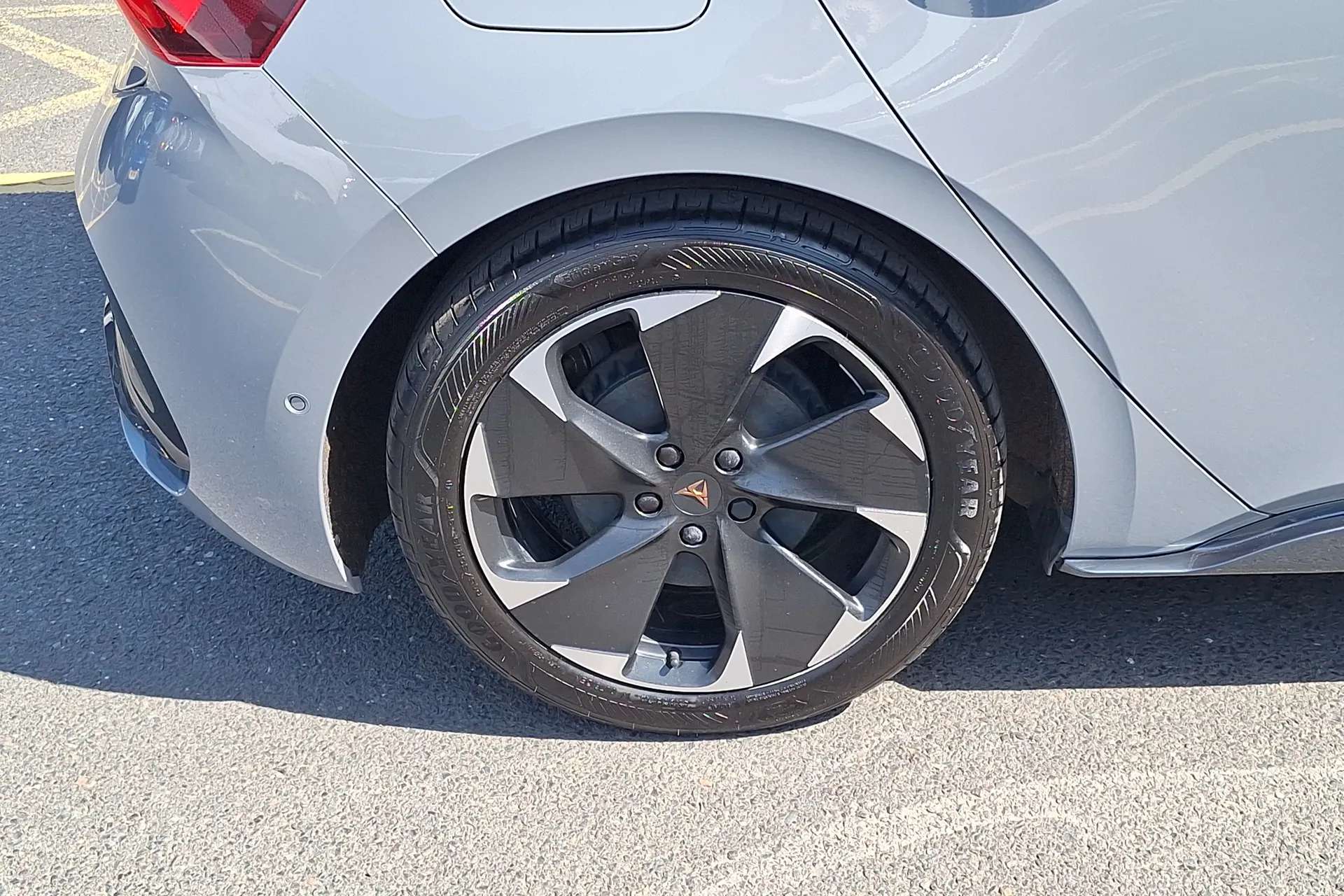 A 2022 CUPRA BORN 150kW V2 58kWh 5dr Auto A 2022 CUPRA BORN 150kW V2 58kWh 5dr Auto