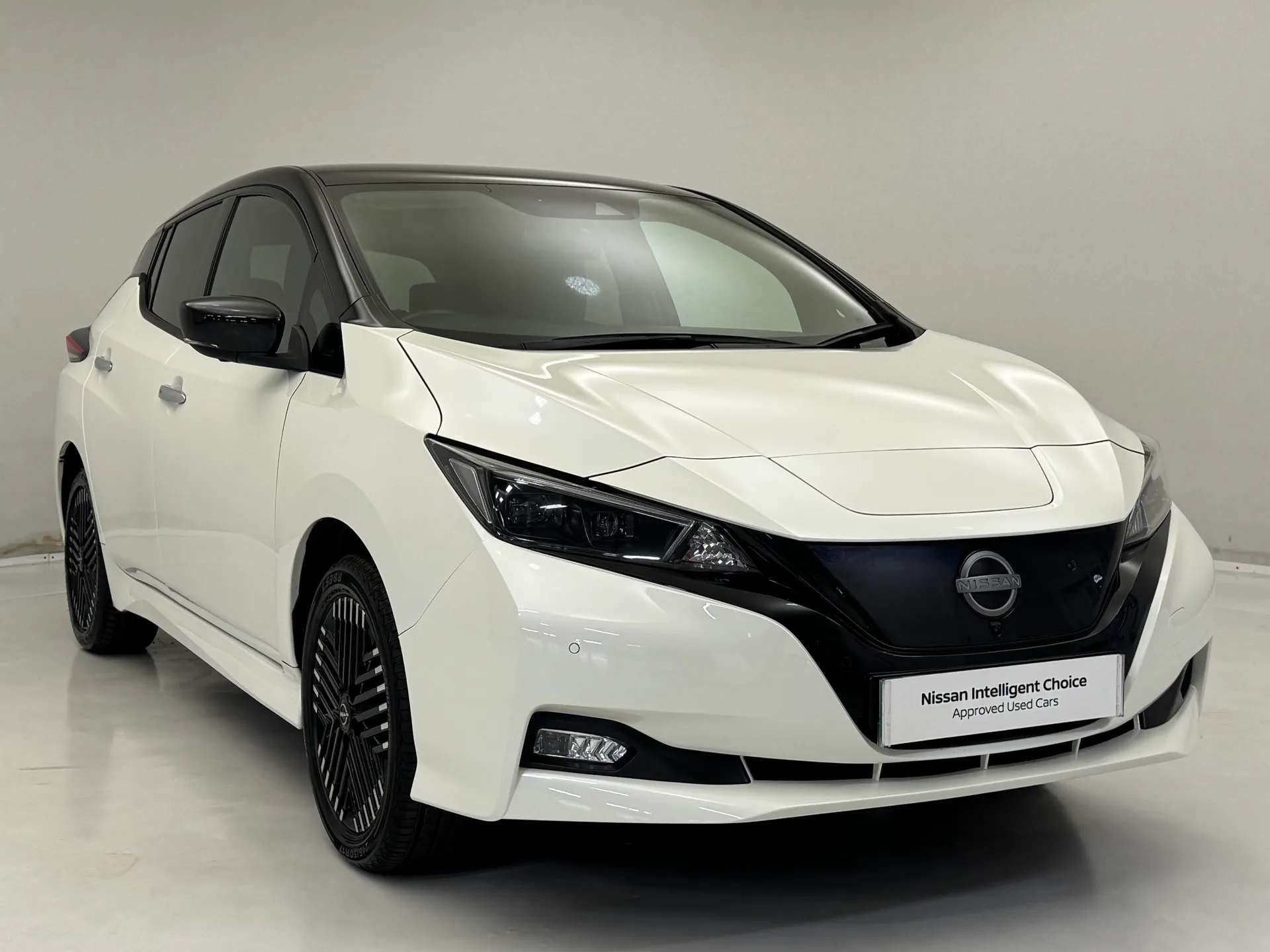 A 2023 NISSAN LEAF 160kW e+ Tekna 59kWh 5dr Auto A 2023 NISSAN LEAF 160kW e+ Tekna 59kWh 5dr Auto