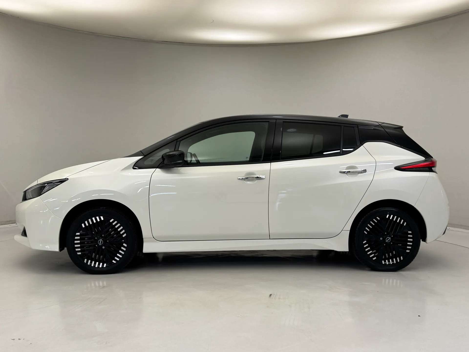 2023 NISSAN LEAF 2023 NISSAN LEAF
