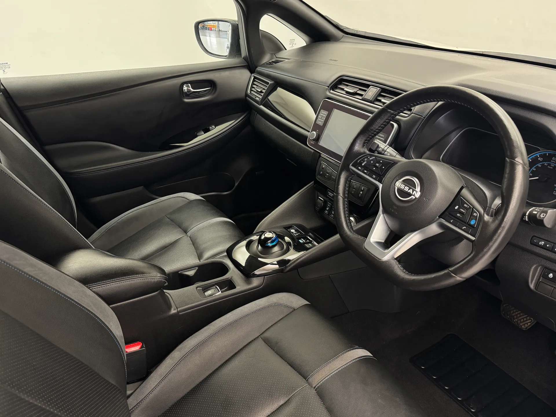 2023 NISSAN LEAF 2023 NISSAN LEAF