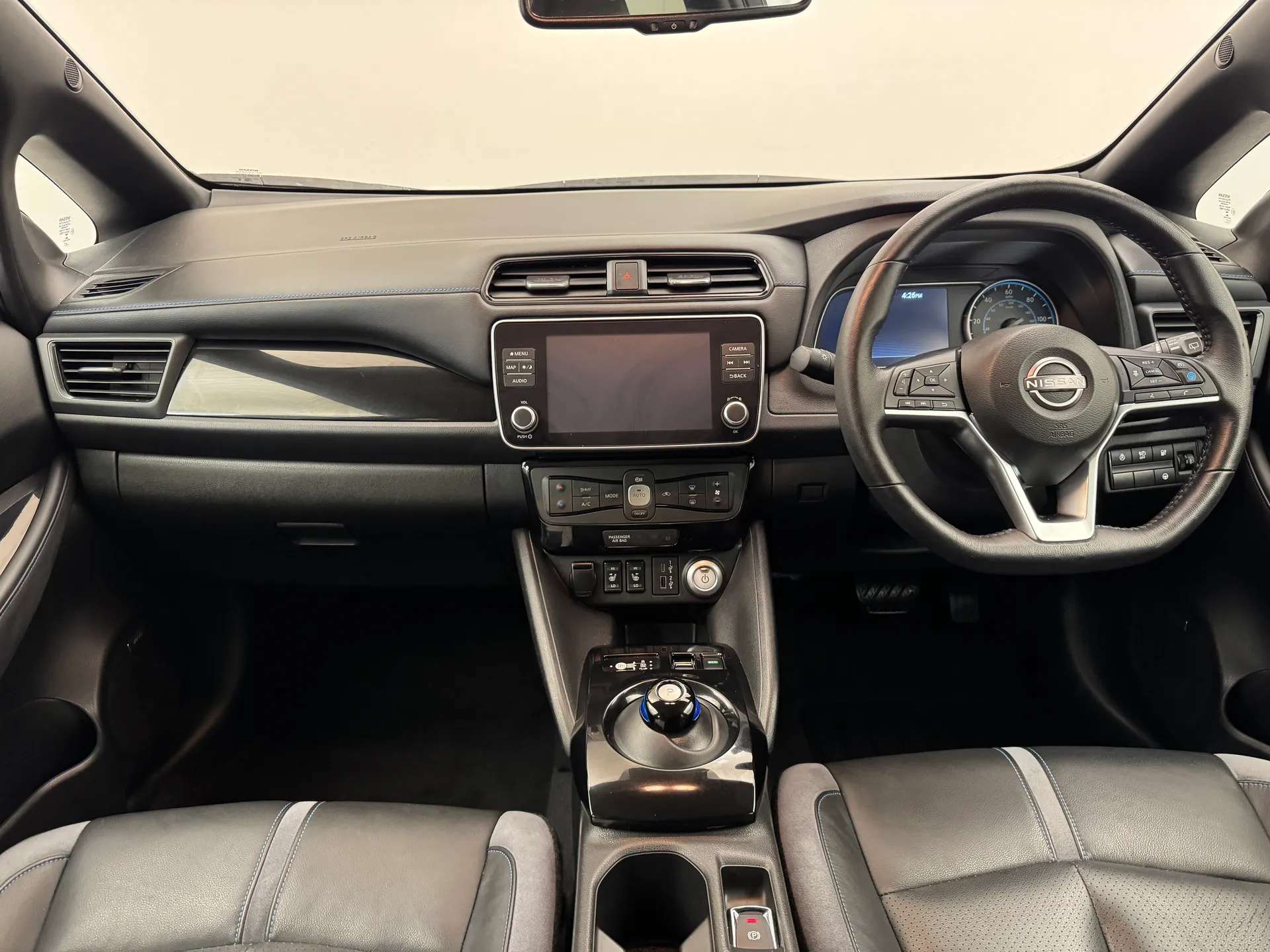 A 2022 NISSAN LEAF 160kW e+ Tekna 59kWh 5dr Auto A 2022 NISSAN LEAF 160kW e+ Tekna 59kWh 5dr Auto