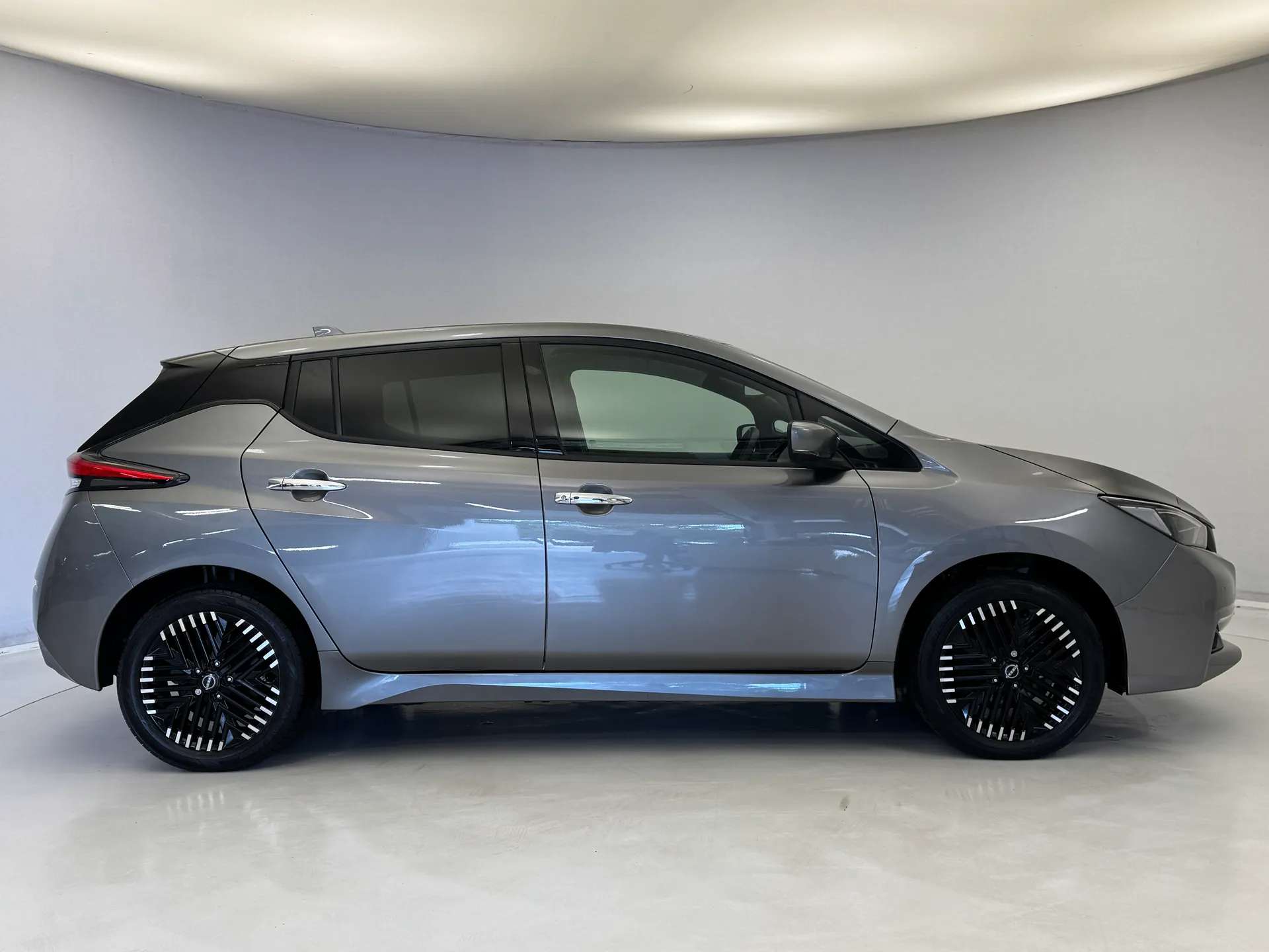 2023 NISSAN LEAF 2023 NISSAN LEAF