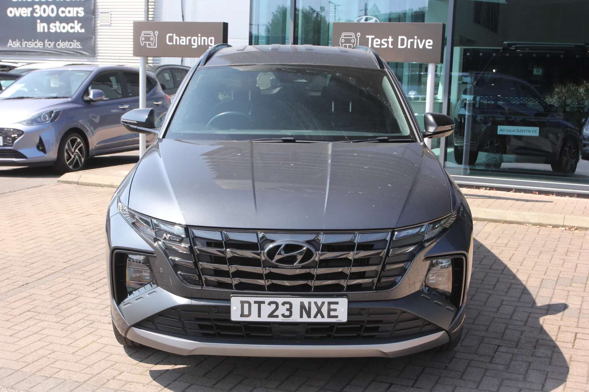 A 2023 HYUNDAI TUCSON 1.6 TGDi Hybrid 230 N Line 5dr 2WD Auto ZERO DEPOSIT FINANCE AVAILABLE A 2023 HYUNDAI TUCSON 1.6 TGDi Hybrid 230 N Line 5dr 2WD Auto ZERO DEPOSIT FINANCE AVAILABLE
