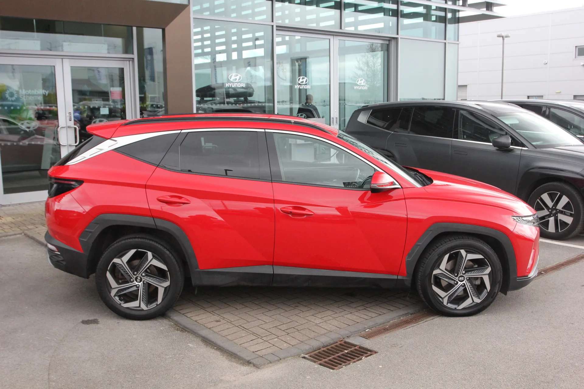 A 2021 HYUNDAI TUCSON 1.6 TGDi Hybrid 230 Premium 5dr 2WD Auto A 2021 HYUNDAI TUCSON 1.6 TGDi Hybrid 230 Premium 5dr 2WD Auto