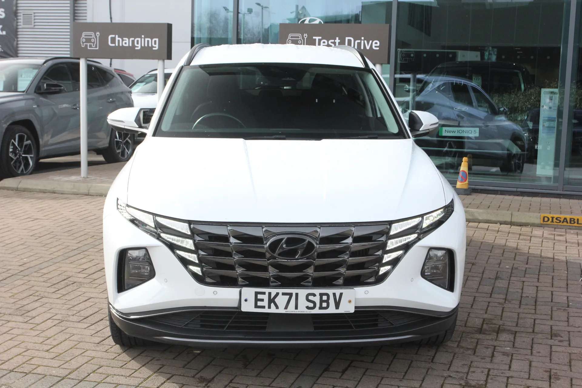 A 2021 HYUNDAI TUCSON 1.6 TGDi Hybrid 230 Premium 5dr 2WD Auto A 2021 HYUNDAI TUCSON 1.6 TGDi Hybrid 230 Premium 5dr 2WD Auto