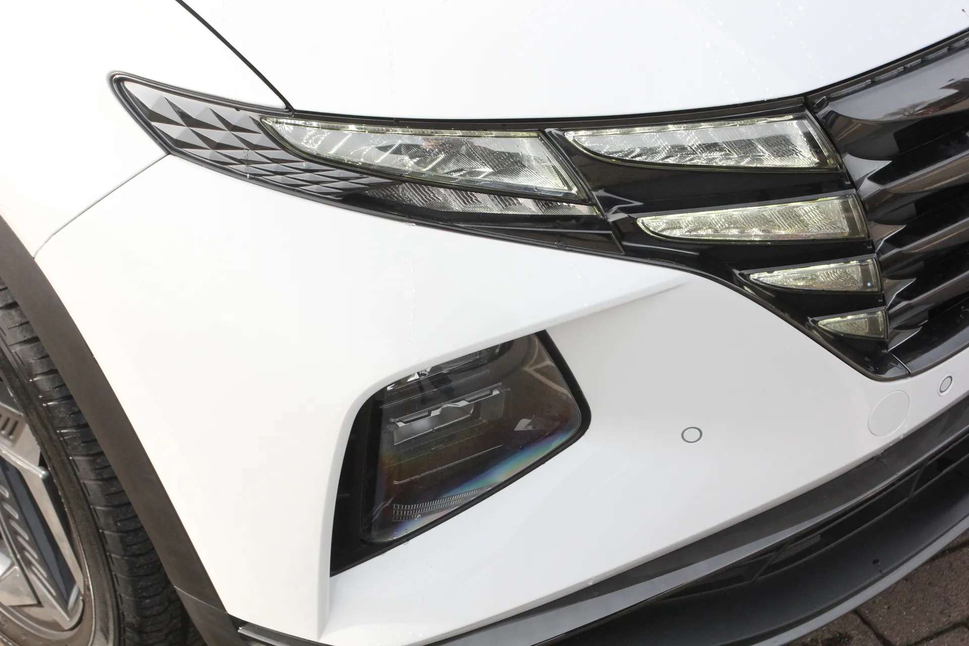 A 2021 HYUNDAI TUCSON 1.6 TGDi Hybrid 230 Premium 5dr 2WD Auto A 2021 HYUNDAI TUCSON 1.6 TGDi Hybrid 230 Premium 5dr 2WD Auto