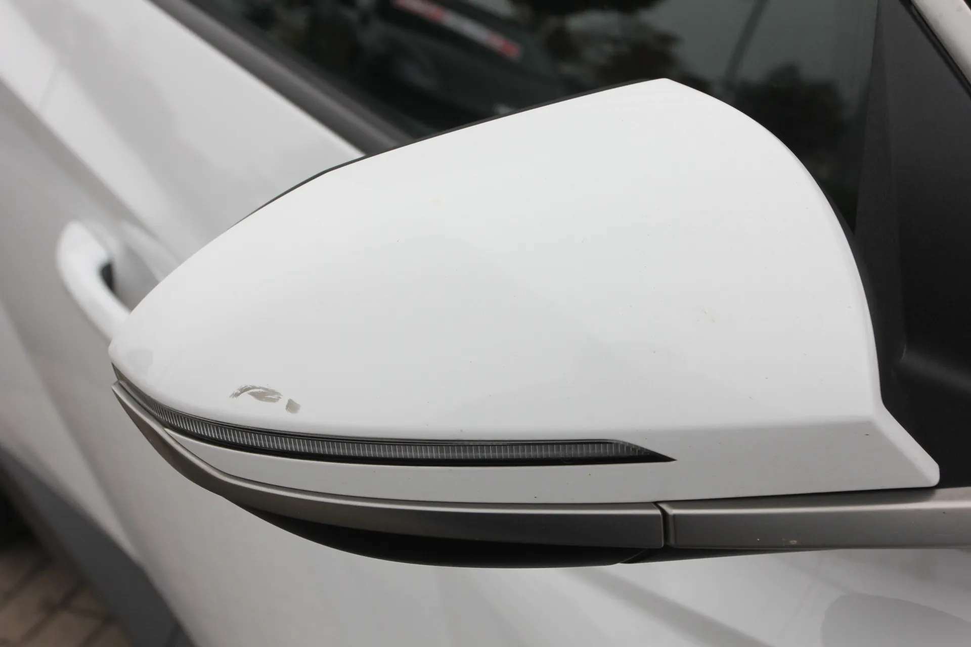 A 2022 HYUNDAI TUCSON 1.6 TGDi Hybrid 230 Premium 5dr 2WD Auto A 2022 HYUNDAI TUCSON 1.6 TGDi Hybrid 230 Premium 5dr 2WD Auto