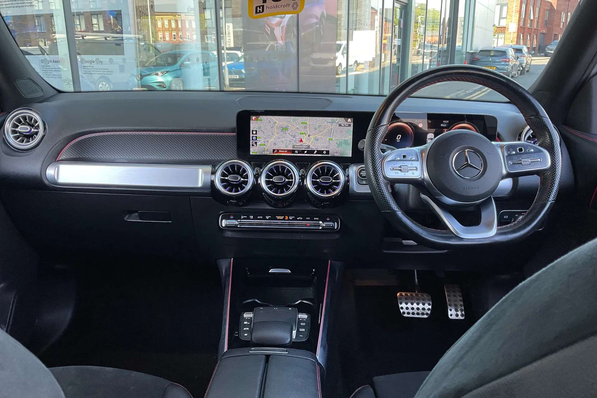 A 2022 MERCEDES-BENZ GLB GLB 200 AMG Line Premium 5dr 7G-Tronic A 2022 MERCEDES-BENZ GLB GLB 200 AMG Line Premium 5dr 7G-Tronic