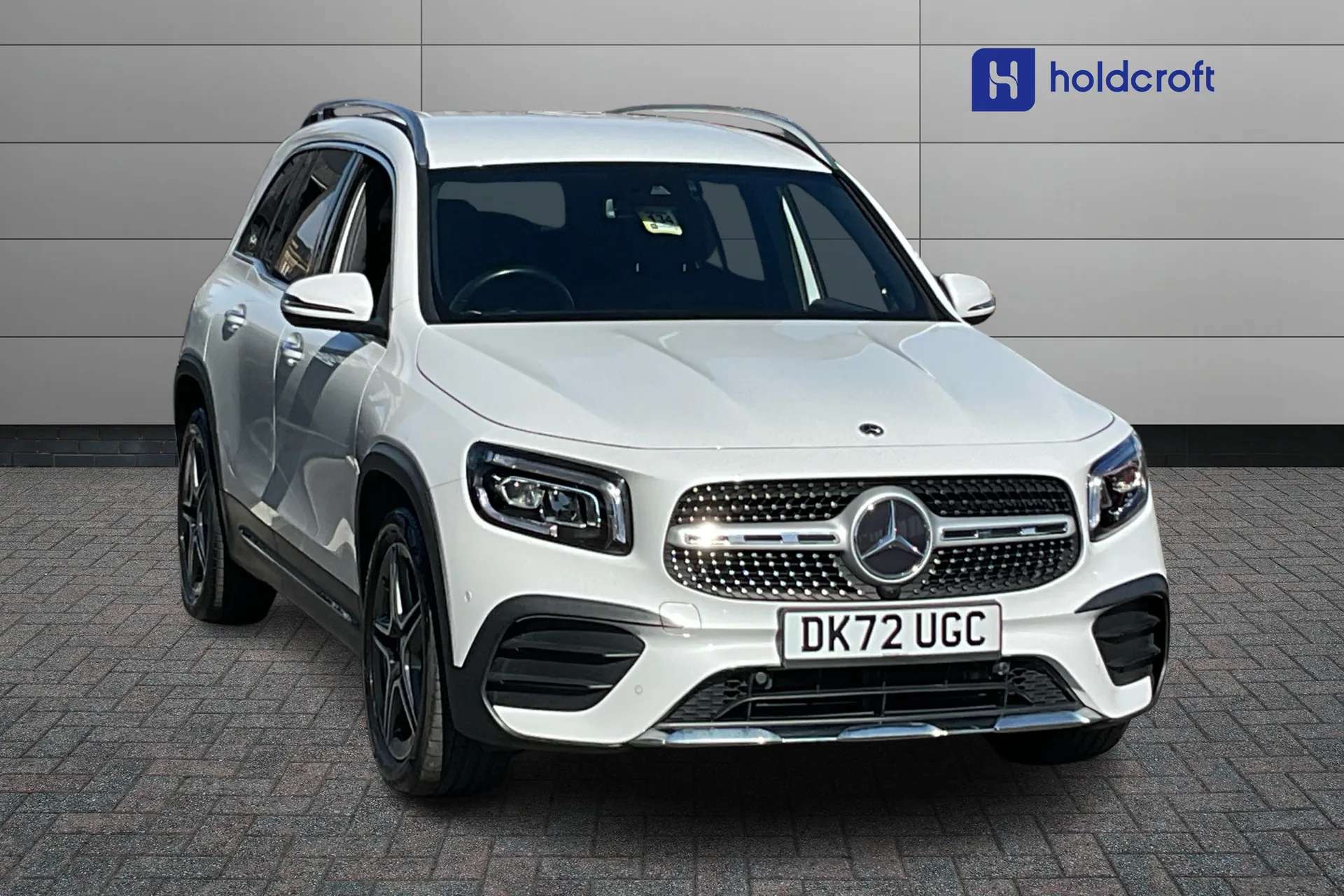 A 2022 MERCEDES-BENZ GLB GLB 200 AMG Line Premium 5dr 7G-Tronic A 2022 MERCEDES-BENZ GLB GLB 200 AMG Line Premium 5dr 7G-Tronic