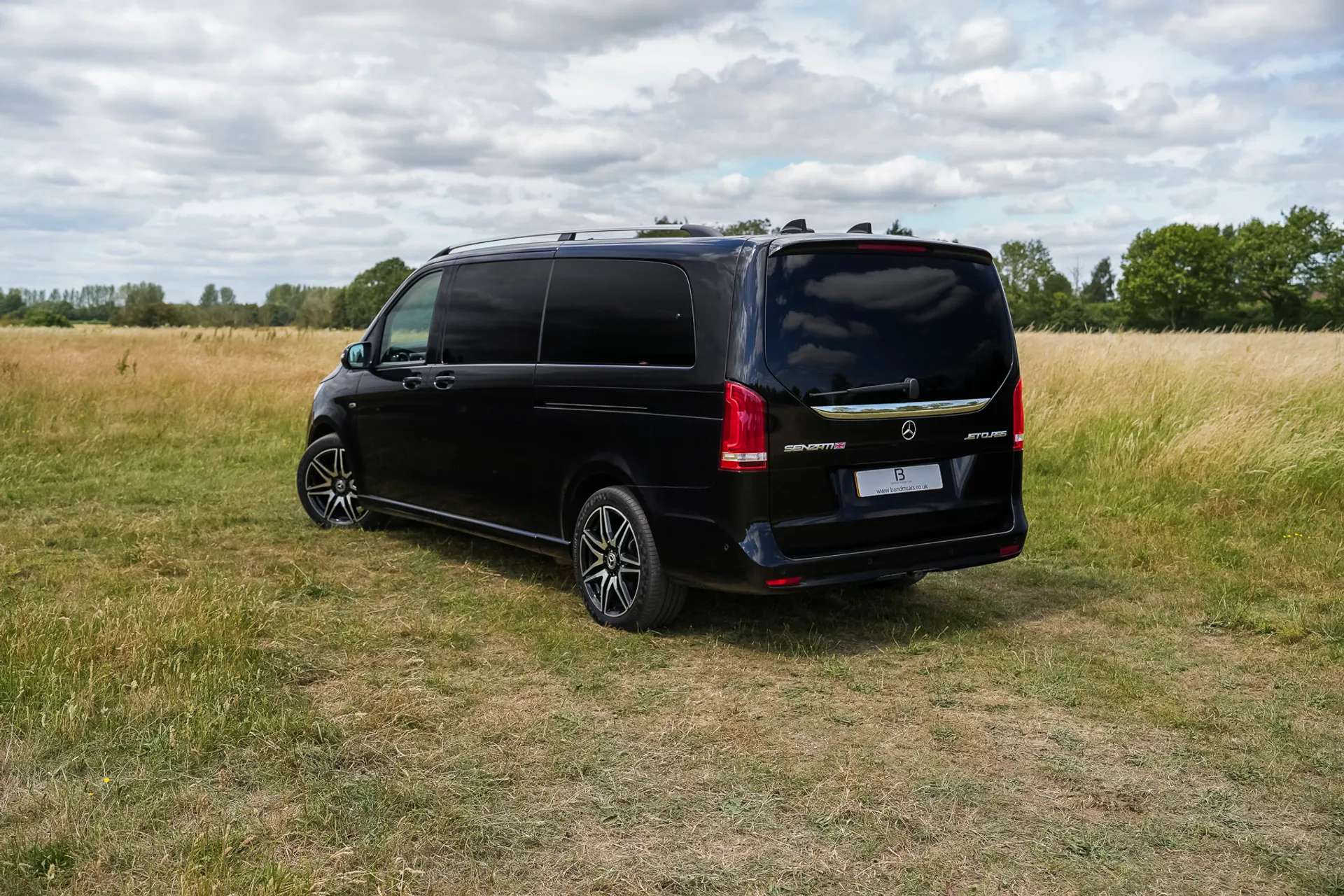2024 MERCEDES-BENZ V CLASS 2024 MERCEDES-BENZ V CLASS
