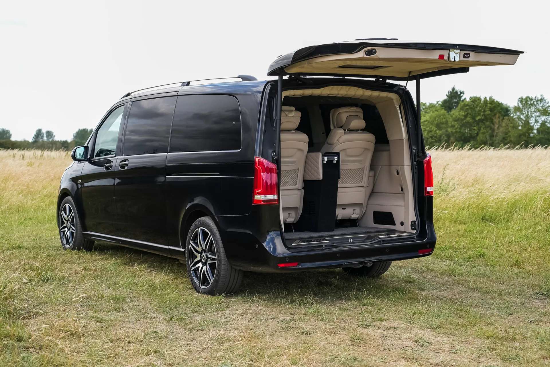 2024 MERCEDES-BENZ V CLASS 2024 MERCEDES-BENZ V CLASS