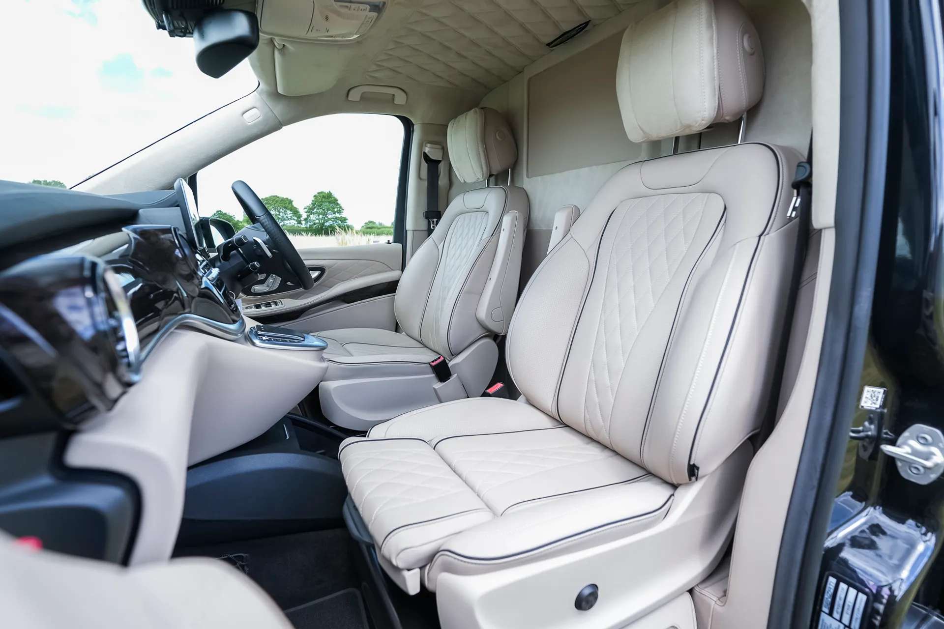 2024 MERCEDES-BENZ V CLASS 2024 MERCEDES-BENZ V CLASS