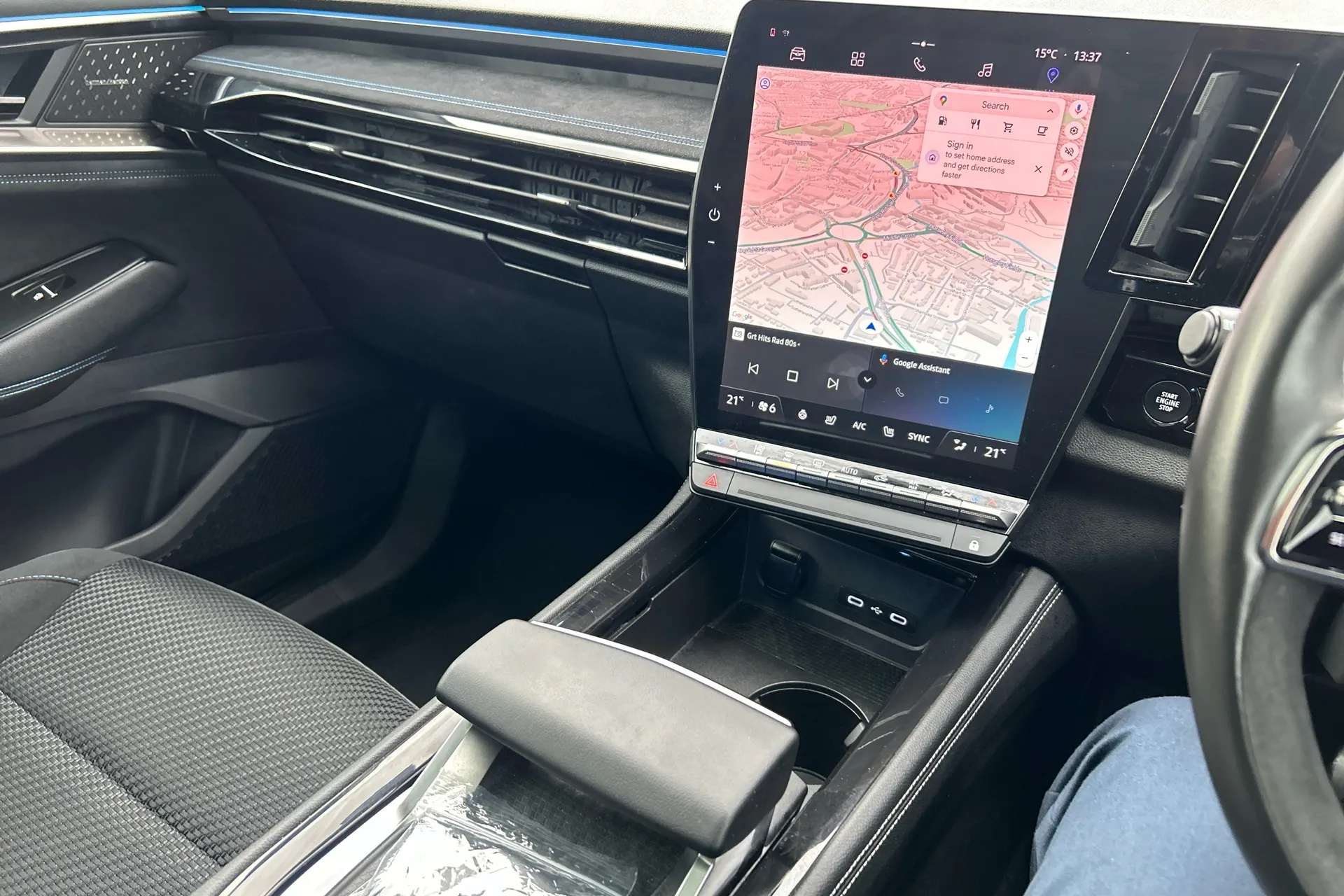 A 2023 RENAULT AUSTRAL E-Tech FHEV Iconic Esprit Alpine 5dr Auto 4C A 2023 RENAULT AUSTRAL E-Tech FHEV Iconic Esprit Alpine 5dr Auto 4C