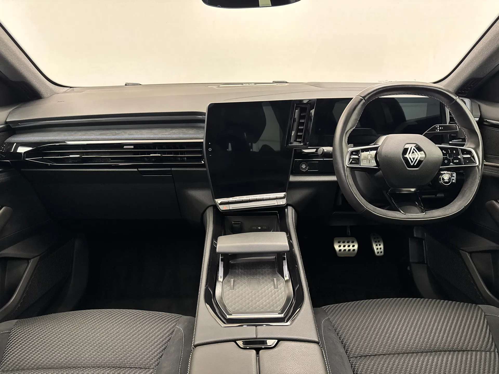 2023 RENAULT AUSTRAL 2023 RENAULT AUSTRAL
