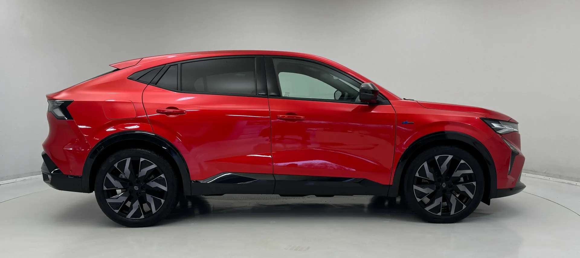 2025 RENAULT RAFALE 2025 RENAULT RAFALE