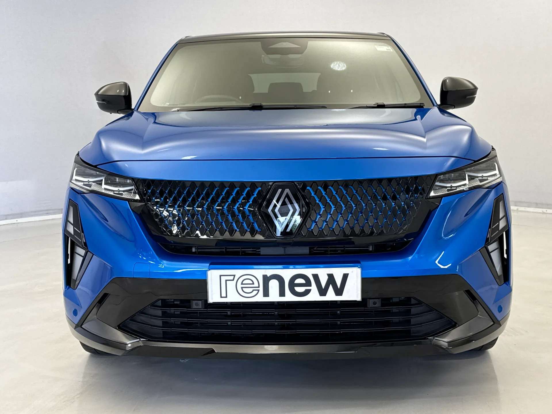 A 2025 RENAULT RAFALE E-Tech FHEV Techno Esprit Alpine 5dr Auto 4C A 2025 RENAULT RAFALE E-Tech FHEV Techno Esprit Alpine 5dr Auto 4C