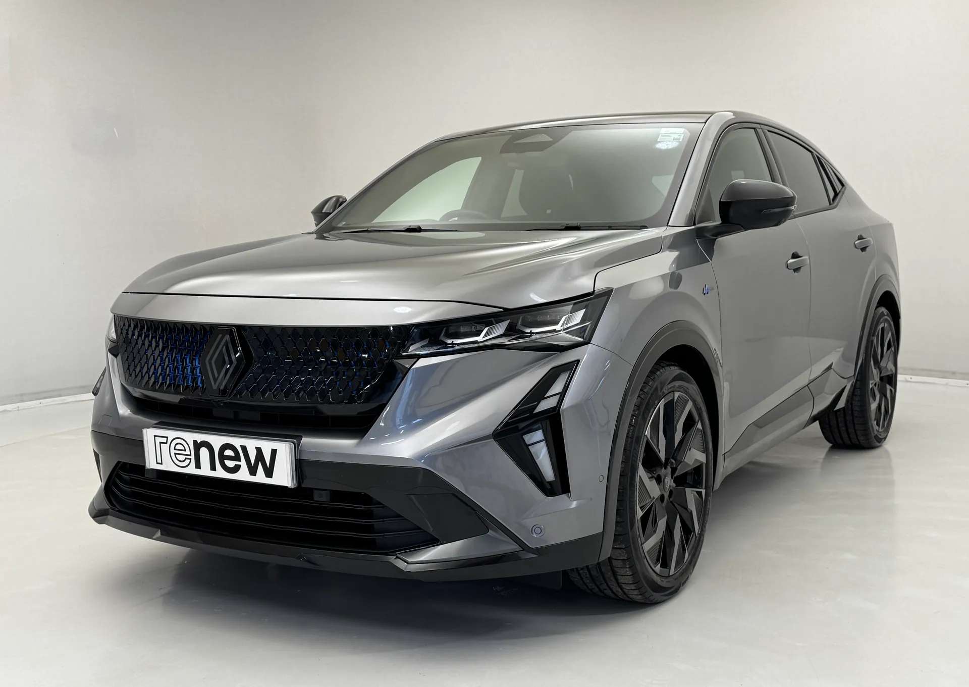 A 2025 RENAULT RAFALE E-Tech FHEV Iconic Esprit Alpine 5dr Auto 4C A 2025 RENAULT RAFALE E-Tech FHEV Iconic Esprit Alpine 5dr Auto 4C