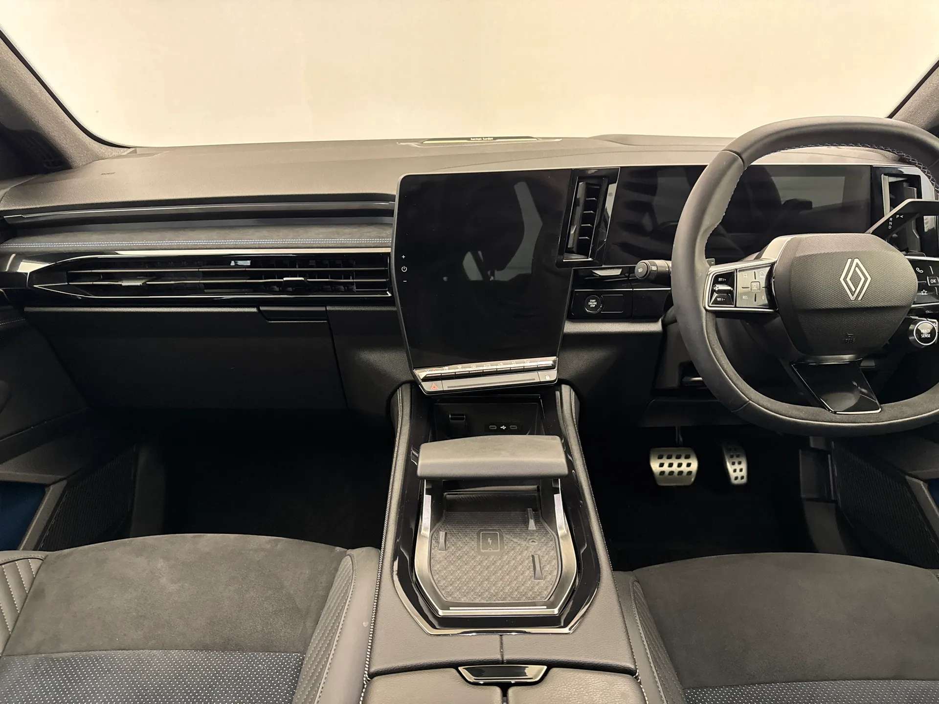 2025 RENAULT RAFALE 2025 RENAULT RAFALE