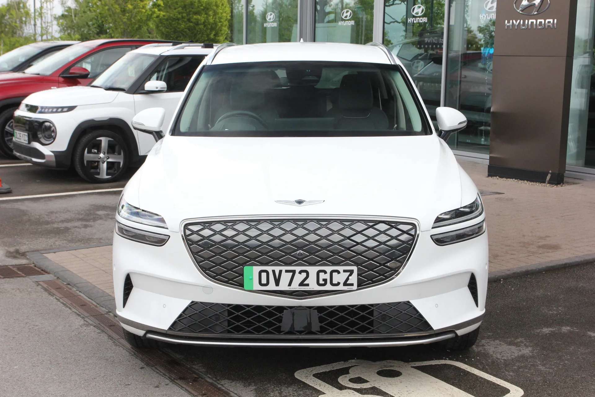 A 2022 GENESIS GV70 360kW Sport 77kWh 5dr Auto AWD A 2022 GENESIS GV70 360kW Sport 77kWh 5dr Auto AWD