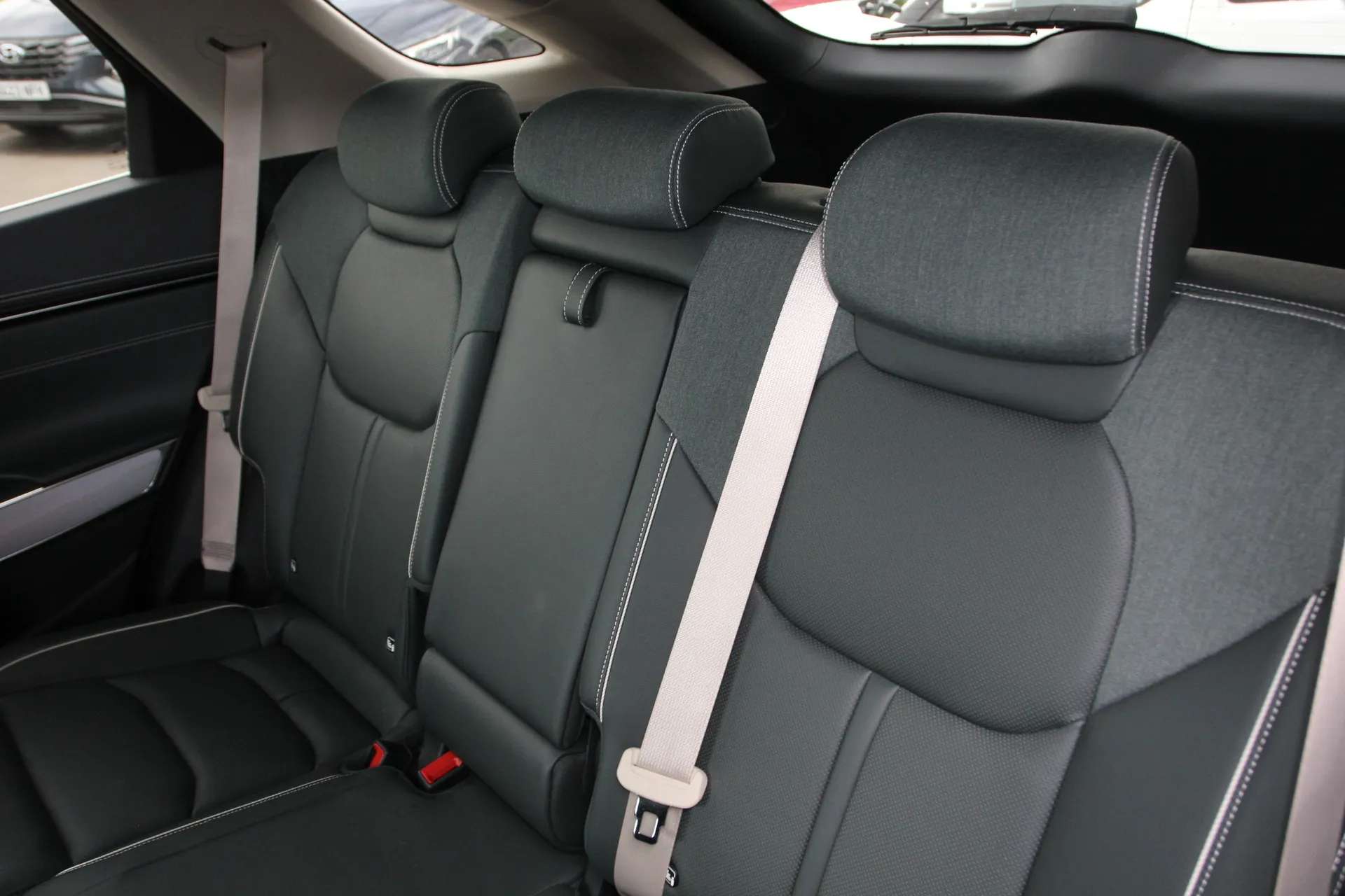 2022 GENESIS GV70 2022 GENESIS GV70