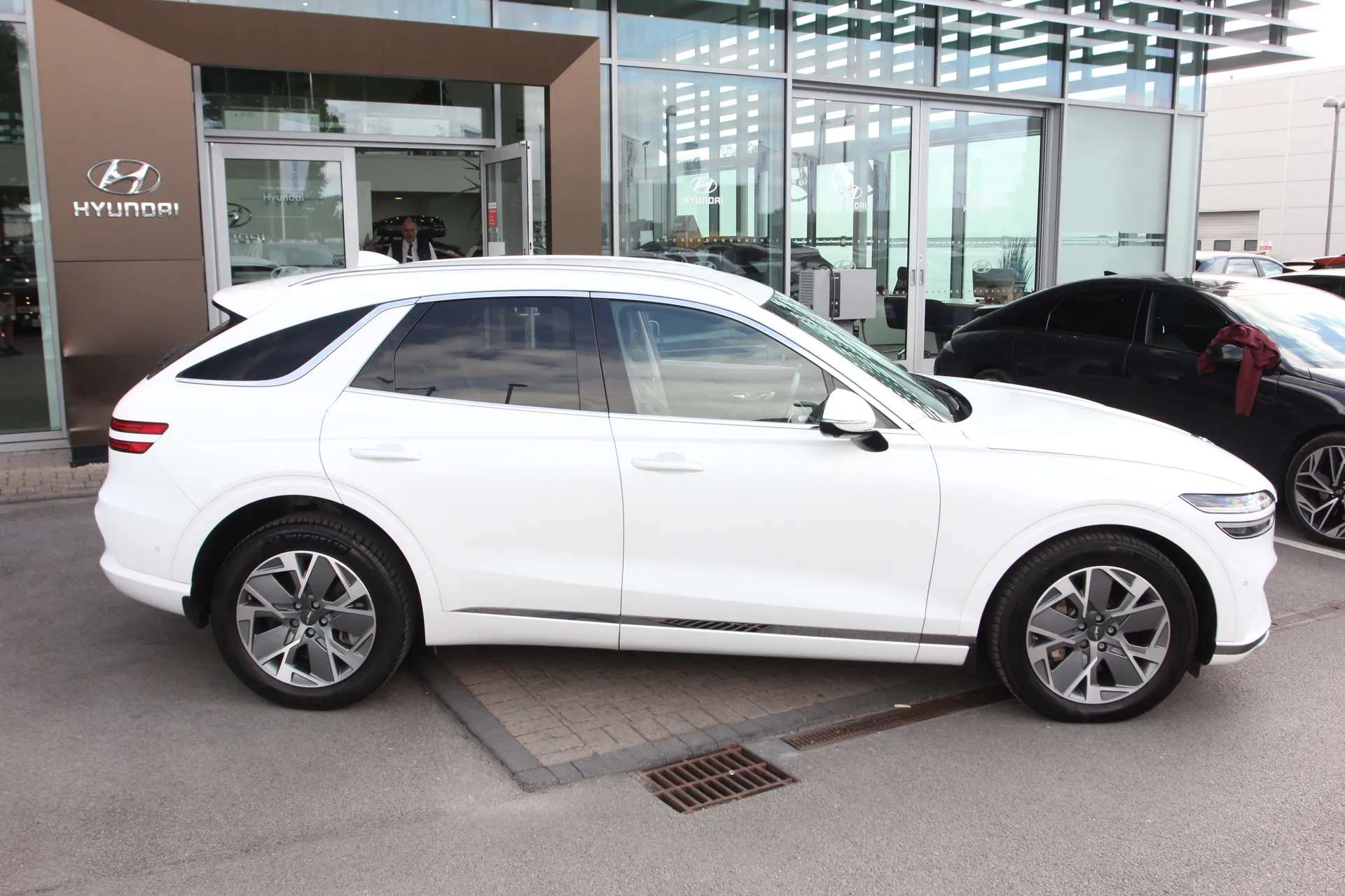 2022 GENESIS GV70 2022 GENESIS GV70